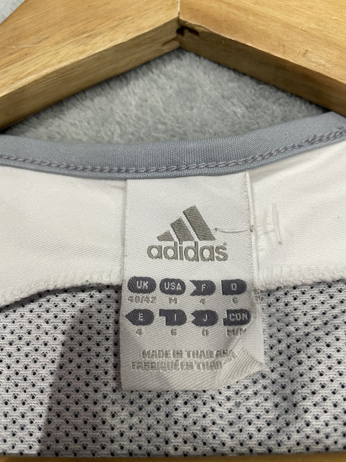 Adidas Real Madrid 2006 Champion Leaque Home Jersey Size US L / EU 52-54 / 3 - 7 Thumbnail