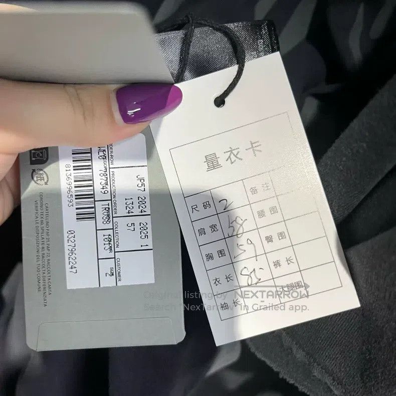 Balenciaga Balenciaga Gray oversized round neck short-sleeve T-shirt Size US S / EU 44-46 / 1 - 5 Thumbnail