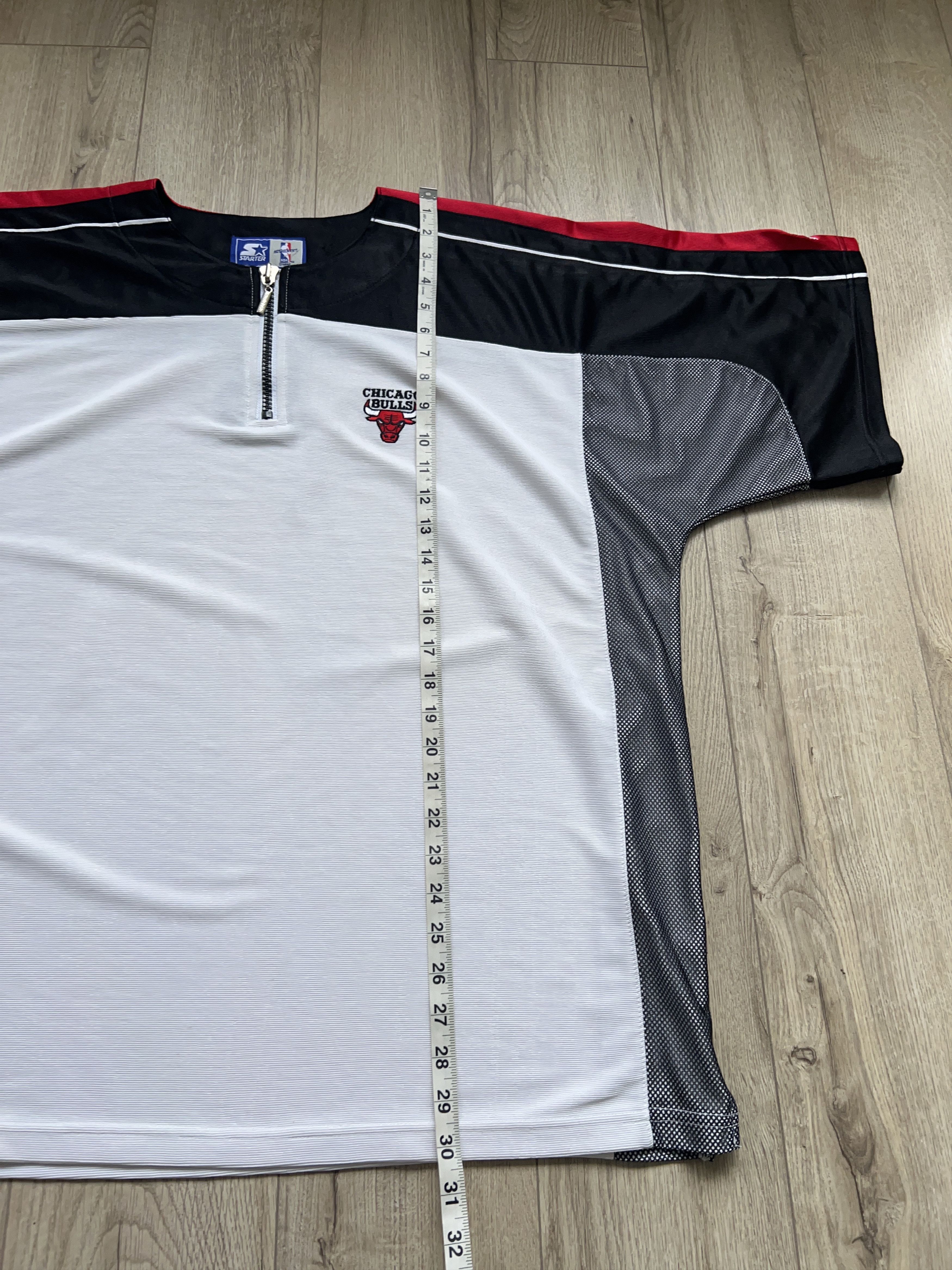 NBA × Vintage Starter Chicago Bulls Basketball NBA Zip 1/4 Jersey Shirt Size US XL / EU 56 / 4 - 6 Thumbnail