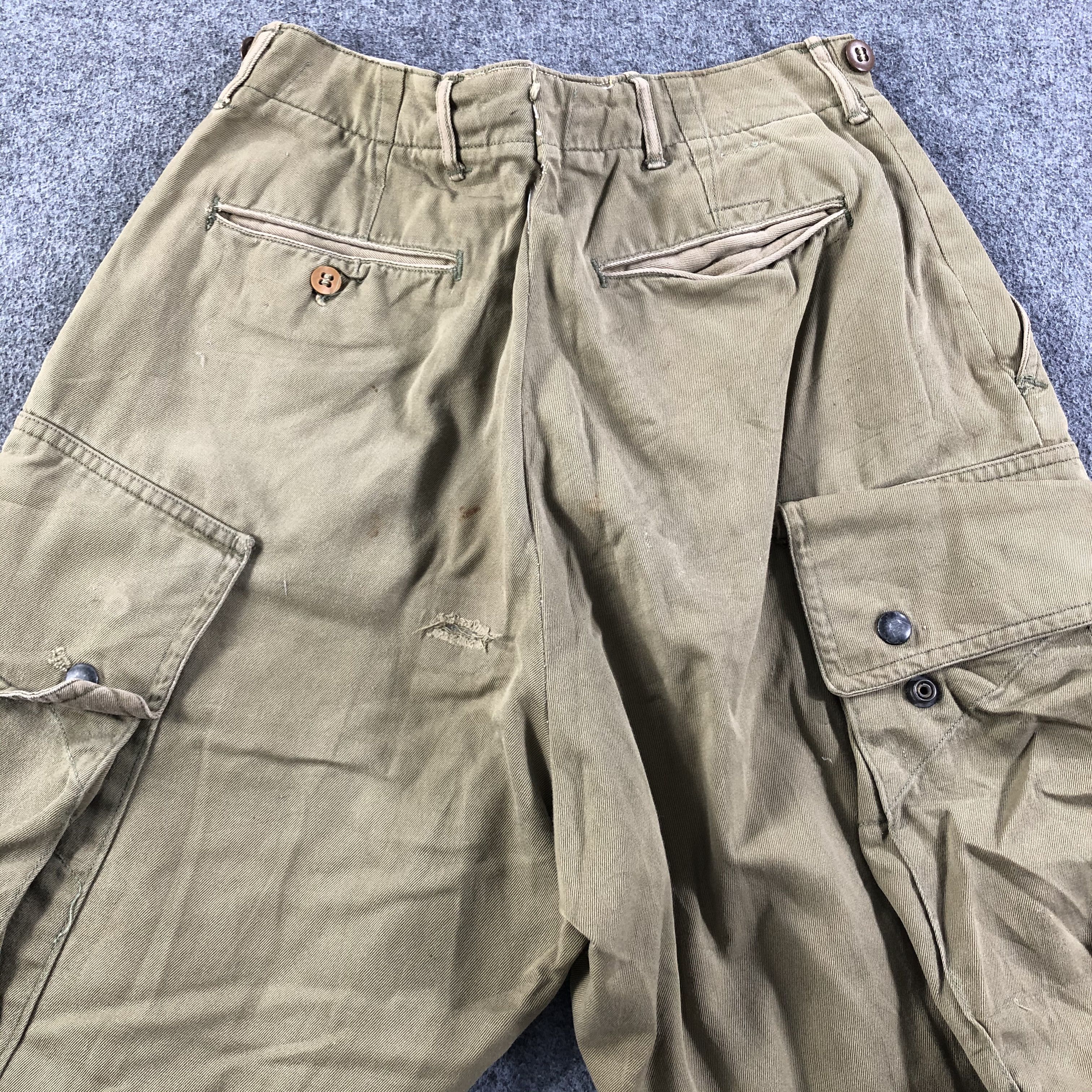 Japanese Brand × Vintage Vintage Cargo Pants Multi Pocket Baggy Pants -J2697 Size US 28 / EU 44 - 4 Thumbnail