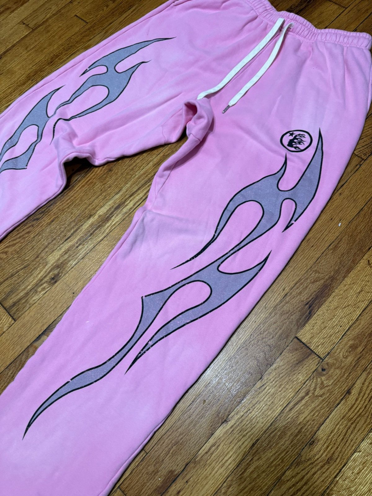 HELLSTAR Hellstar Flame Pink Sweatpants Size XXL Size US 38 / EU 54 - 3 Thumbnail