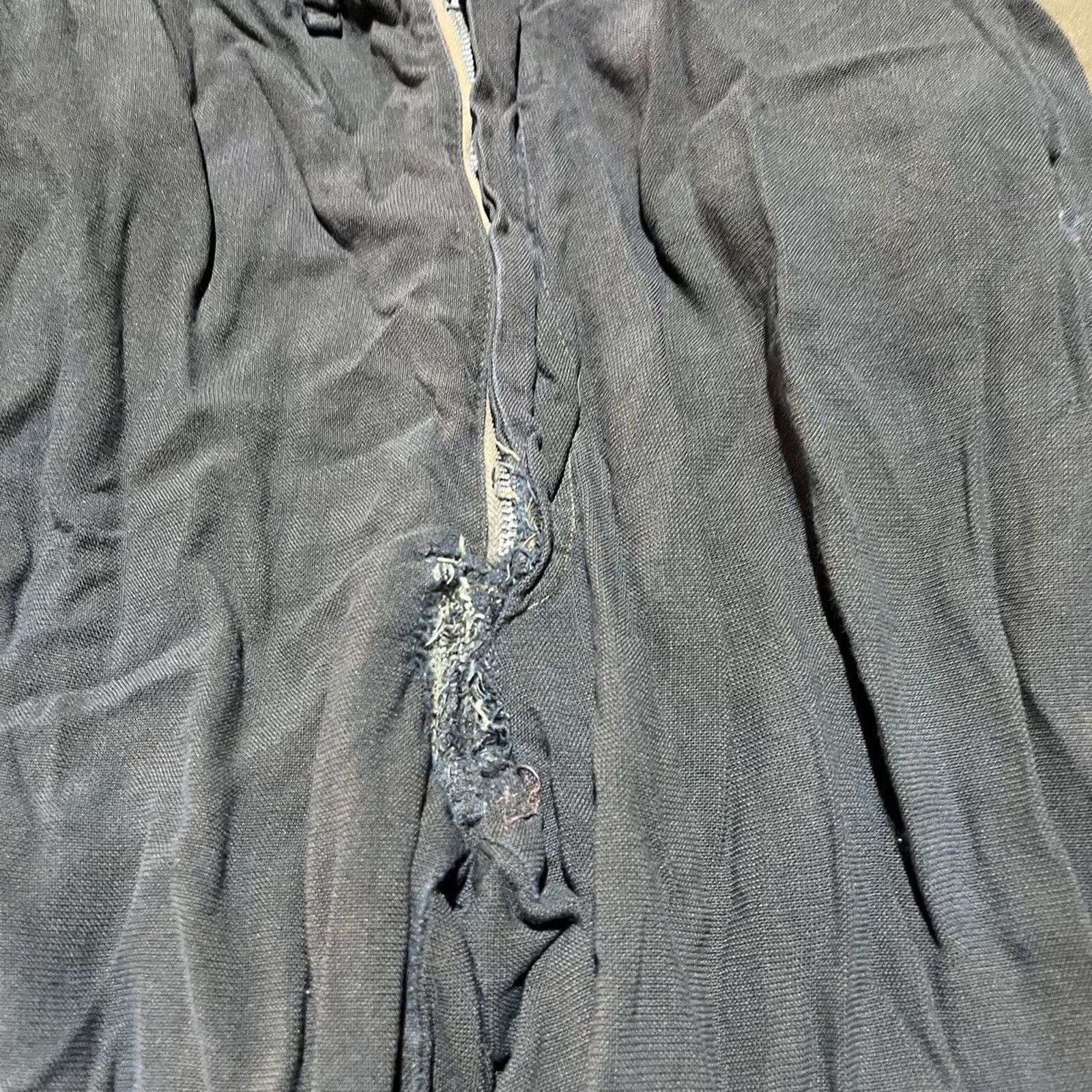 Vintage Vintage 50s Black Gabardine/Rayon Conmar Pants 26x29 Size 26" / US 2 / IT 38 - 2 Thumbnail