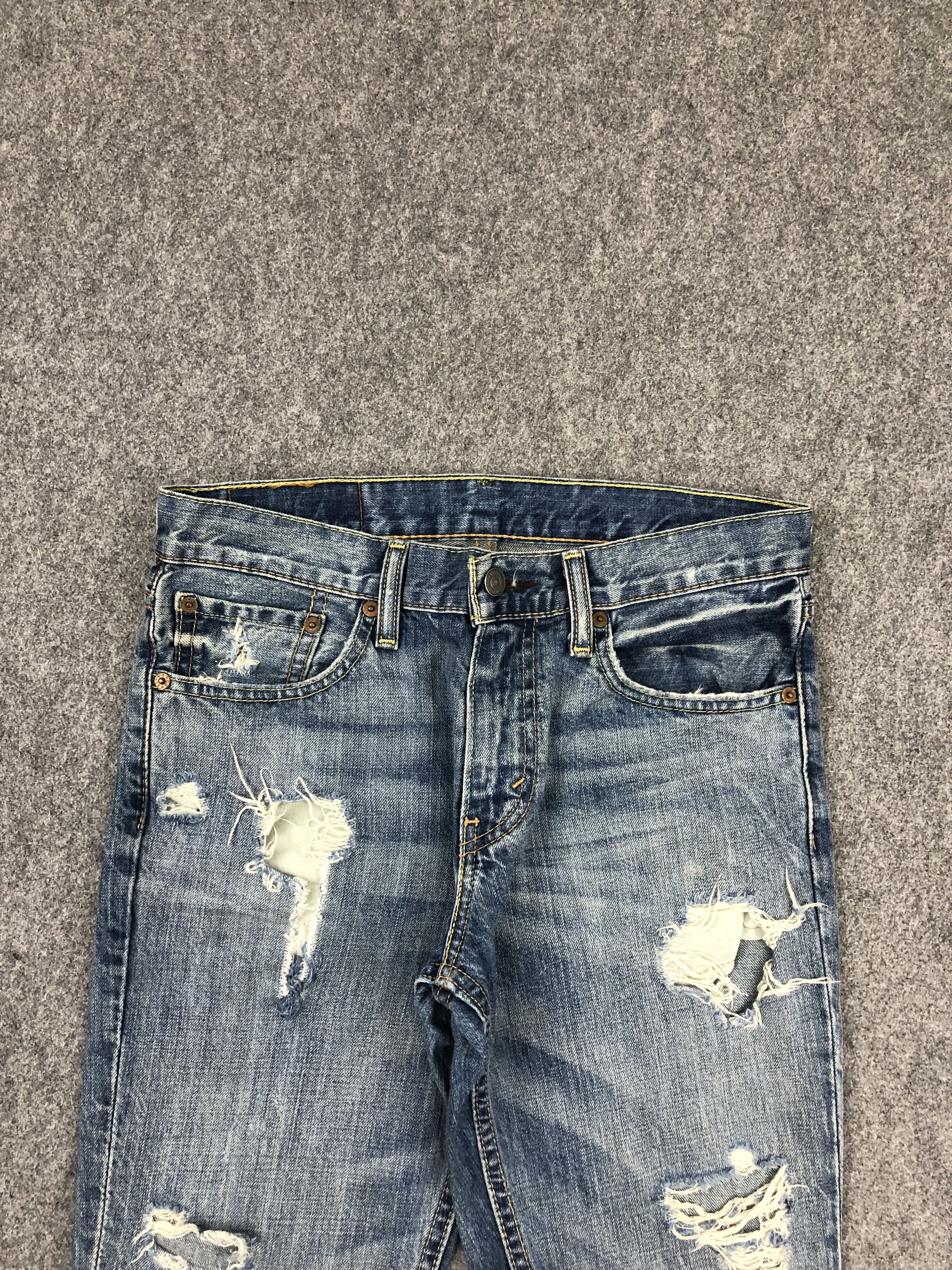 Levi's Distressed Vintage Levis 511 Faded Blue Jeans DPP0247 Size US 30 / EU 46 - 2 Thumbnail