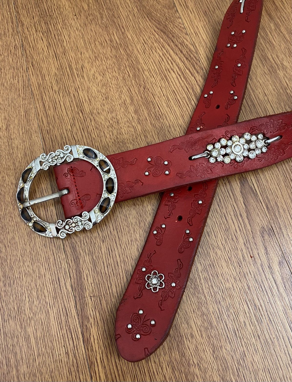 If Six Was Nine Red butterfly flower crystal 100% leather belt Size ONE SIZE - 2 Thumbnail