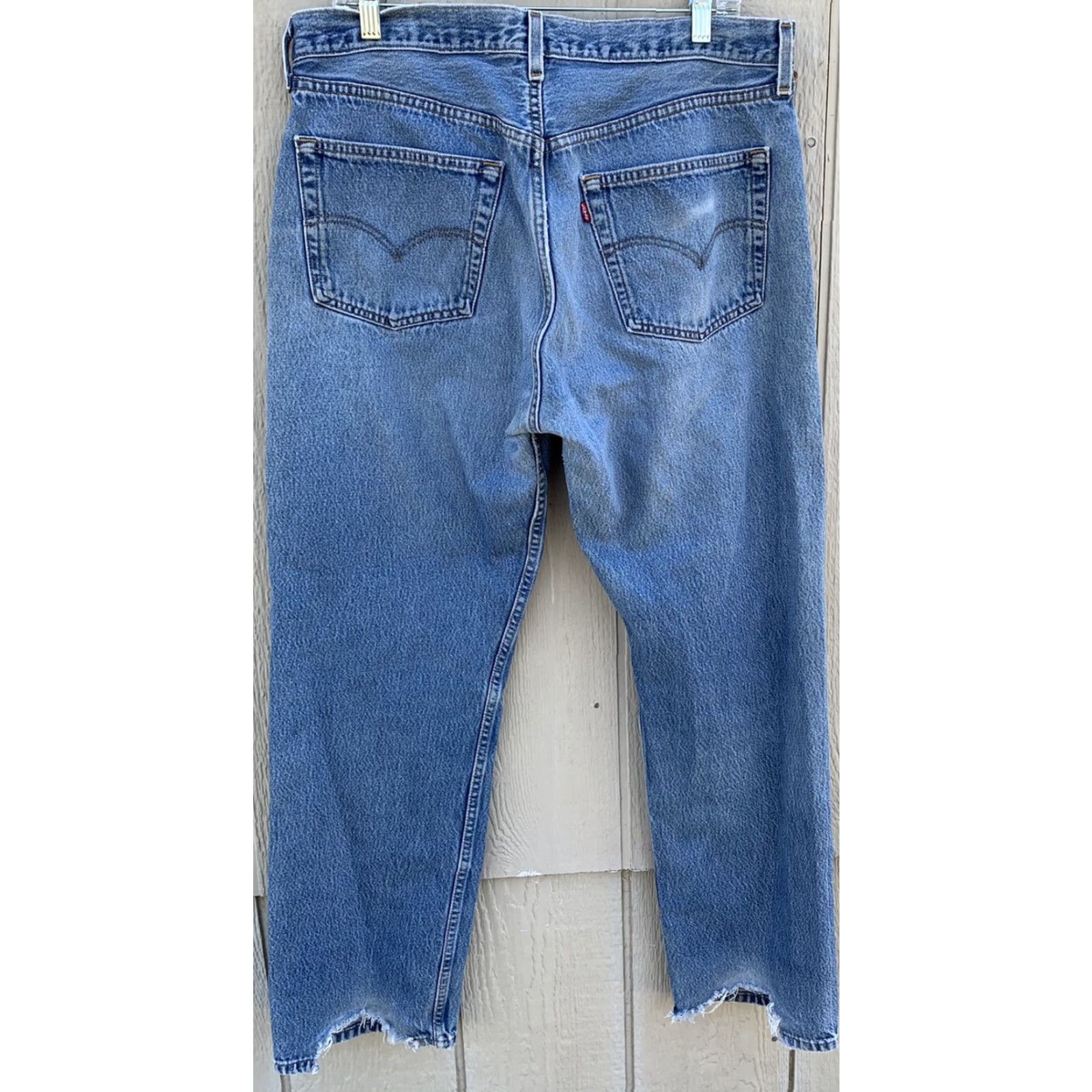 Vintage VINTAGE Levi’s 501 Jeans Button Fly Made In USA Size W38 L32 Measure 36 X 31.5 Blue 1980s Mens Jeans Size US 36 / EU 52 - 7 Thumbnail