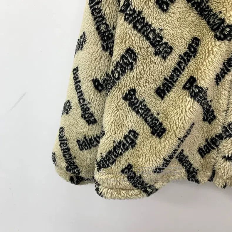 Balenciaga Balenciaga Khaki Logo Letter Barrage Print Cotton Stand Co Size 4XL / US 24-26 - 4 Thumbnail