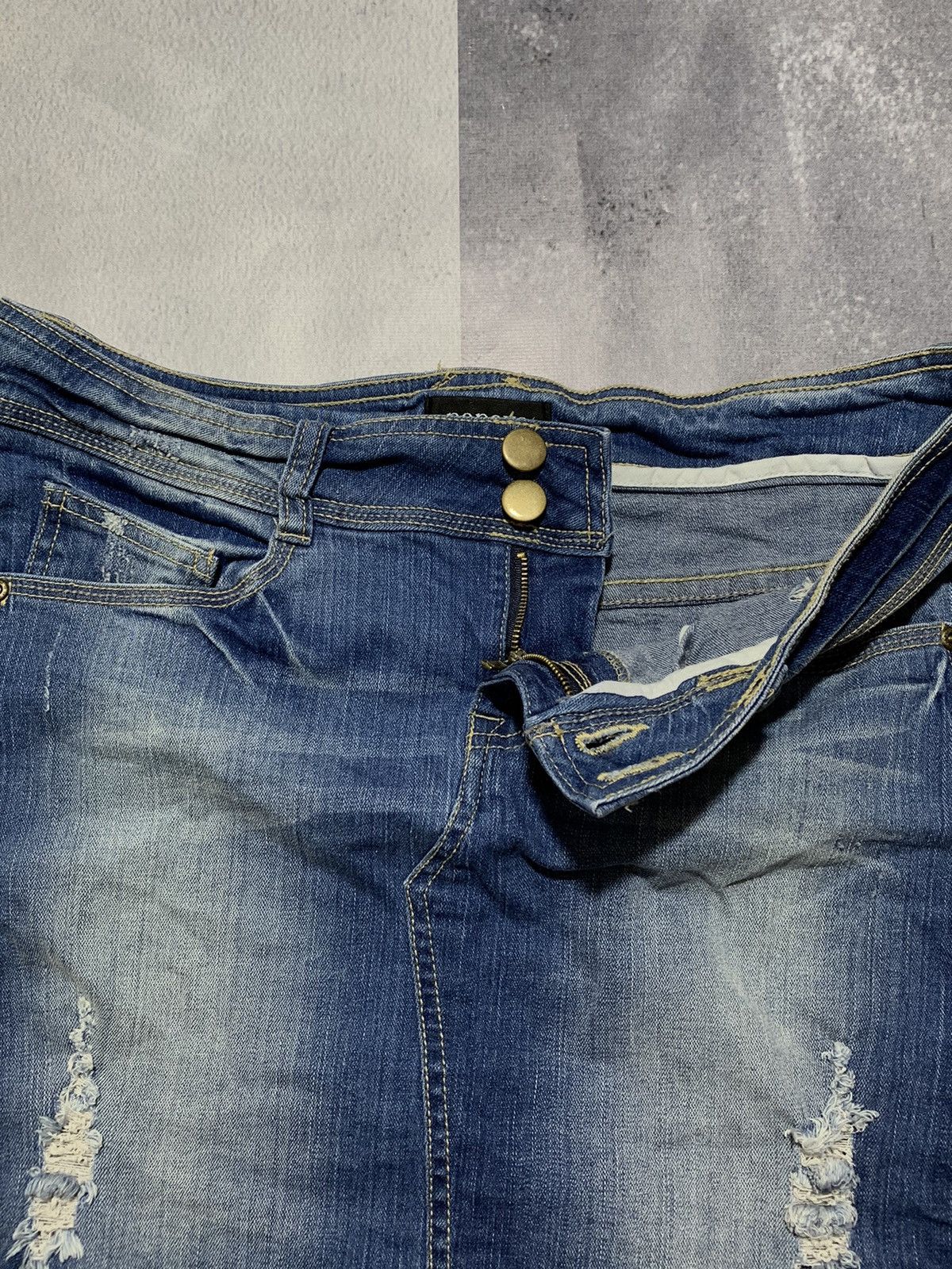 Japanese Brand × Vintage Vintage Y2K denim mini skirt streetwear style size 32 Size 32" / US 10 / IT 46 - 4 Thumbnail