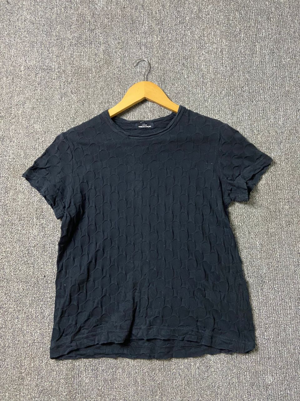 Comme des Garcons Comme des Garcons Tricot Textured Tshirt (200) Size M / US 6-8 / IT 42-44 - 1 Thumbnail
