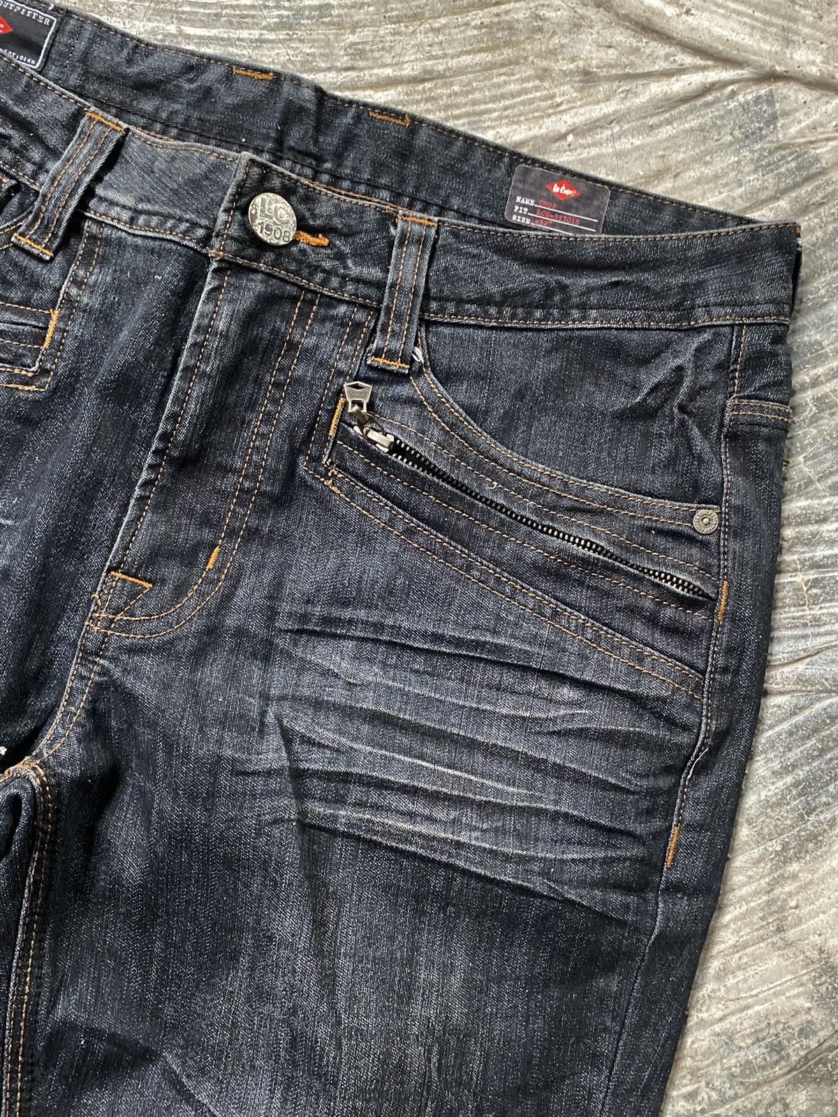 Lee × Vintage ❗️BINDING NOW❗️Lee Cooper Jean 3 Quarter Size US 32 / EU 48 - 5 Thumbnail