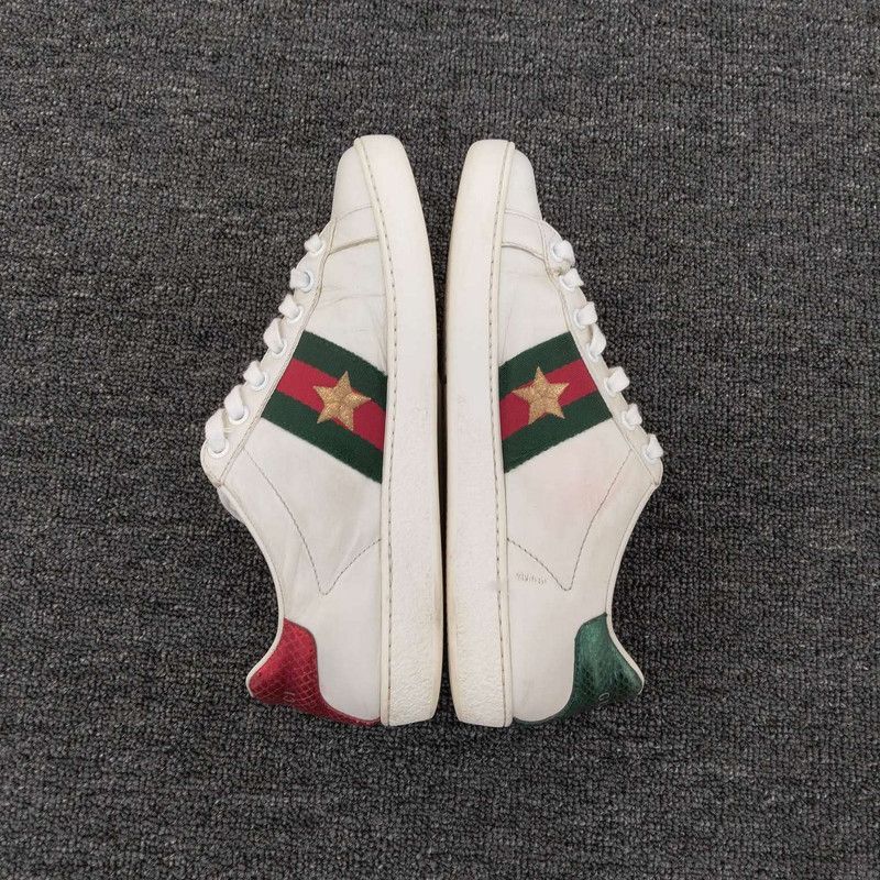 Gucci Gucci ACE Leather Ladybug Embroidered Sneakers Size US 5 / IT 35 - 2 Thumbnail