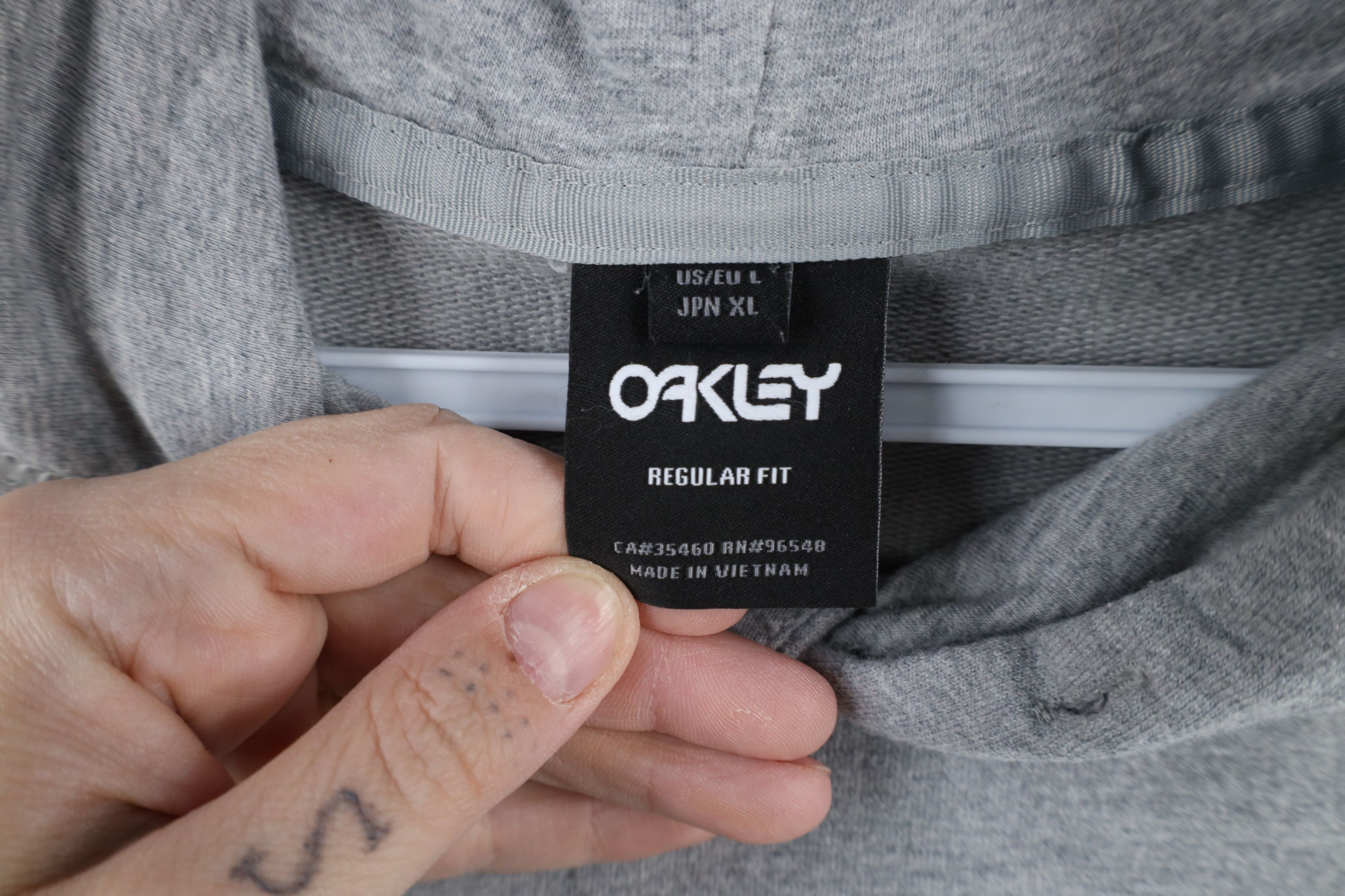 Oakley × Vintage Vintage Oakley Fit Spell Out Hoodie Sweatshirt Heather Gray Size US L / EU 52-54 / 3 - 6 Thumbnail