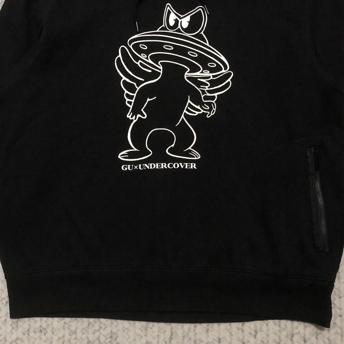 GU × Undercover Rare GU X Undercover ‘Mad Alien’ Hoodie/Pullover Size US XL / EU 56 / 4 - 3 Thumbnail