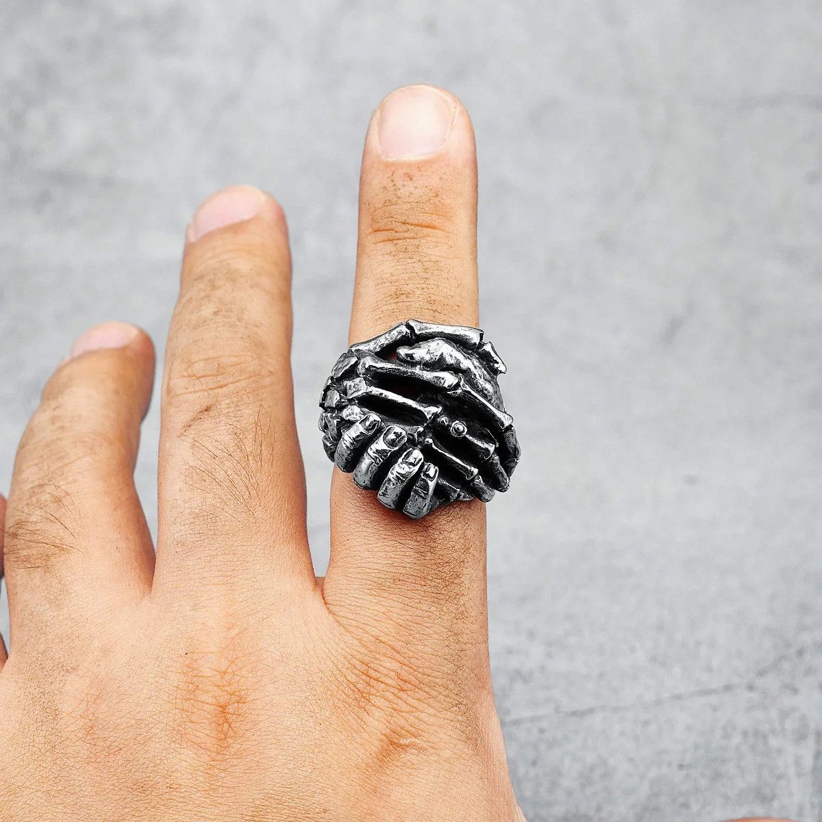 Jewelry Skeleton Shake Hands Ring Streetwear Jewelry Fashion Gift Size ONE SIZE - 1 Thumbnail