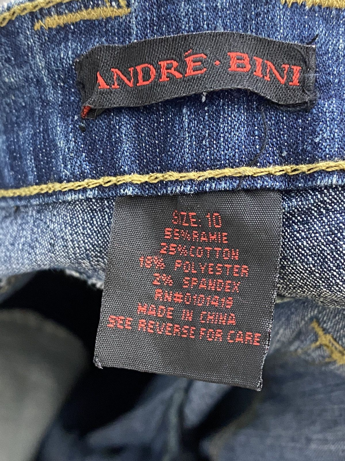 If Six Was Nine × Japanese Brand × Le Grande Bleu (L.G.B.) Flare Andre Denim Floral Embroidery Boho Chic Style Elegant Size US 31 - 14 Thumbnail