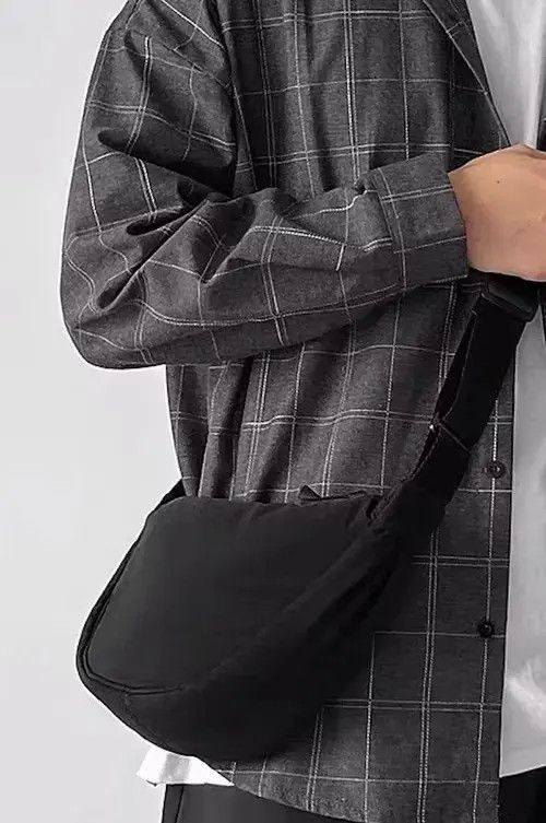Japanese Brand Fashion hip hop small hobo bag belt bag Size ONE SIZE - 3 Thumbnail