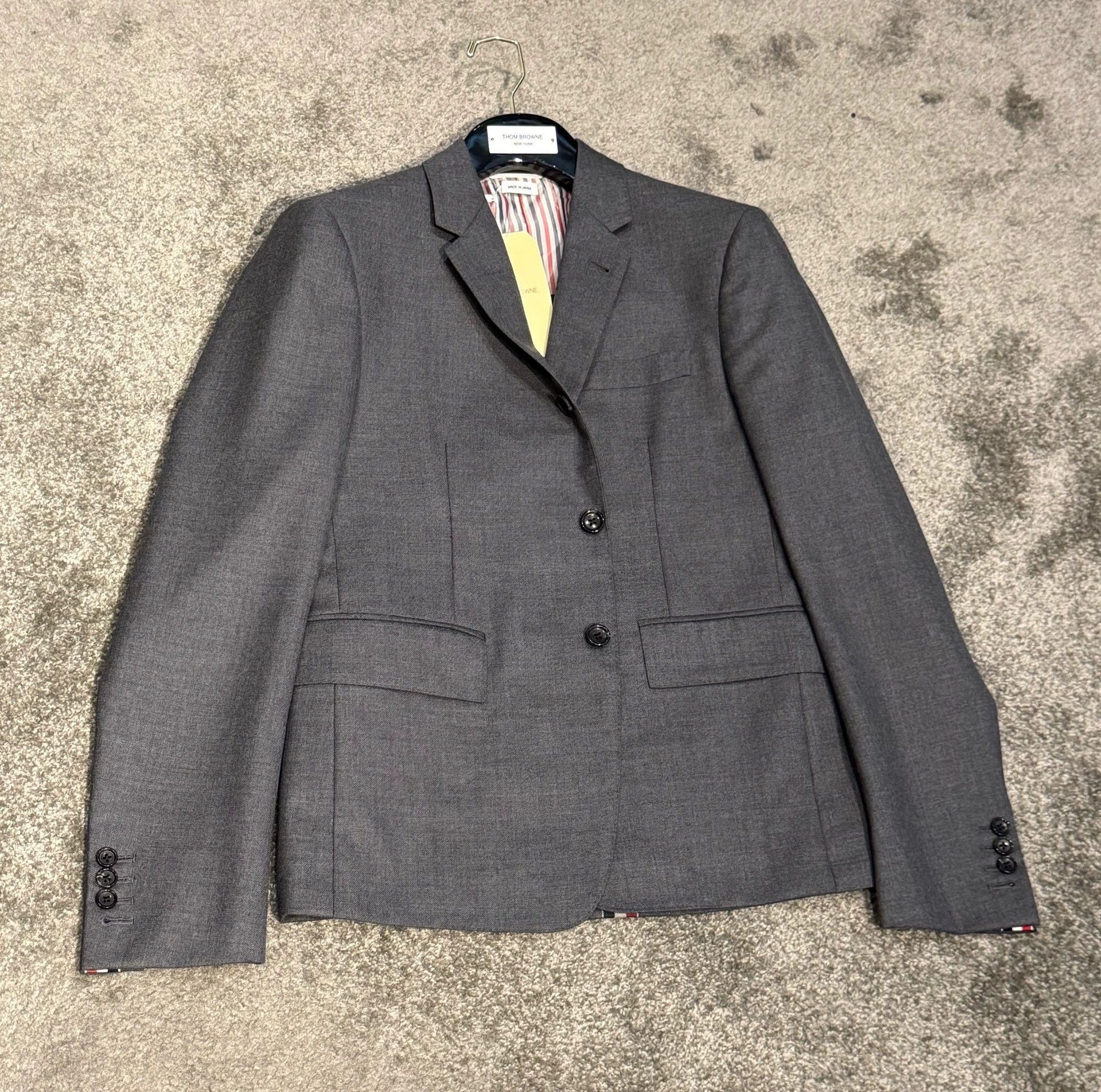 Thom Browne Thom Browne Rare Charcoal 3-Color Back Stripe Slim Suit Size US L / EU 52-54 / 3 - 3 Thumbnail