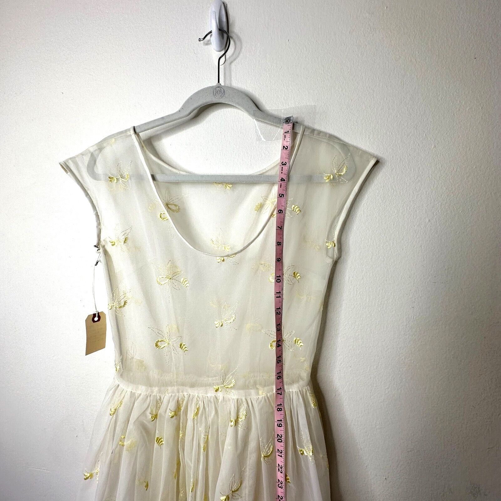 Vintage VINTAGE 50s Pale Yellow Floral Embroidered Sleeveless Dress Size S / US 4 / IT 40 - 12 Thumbnail