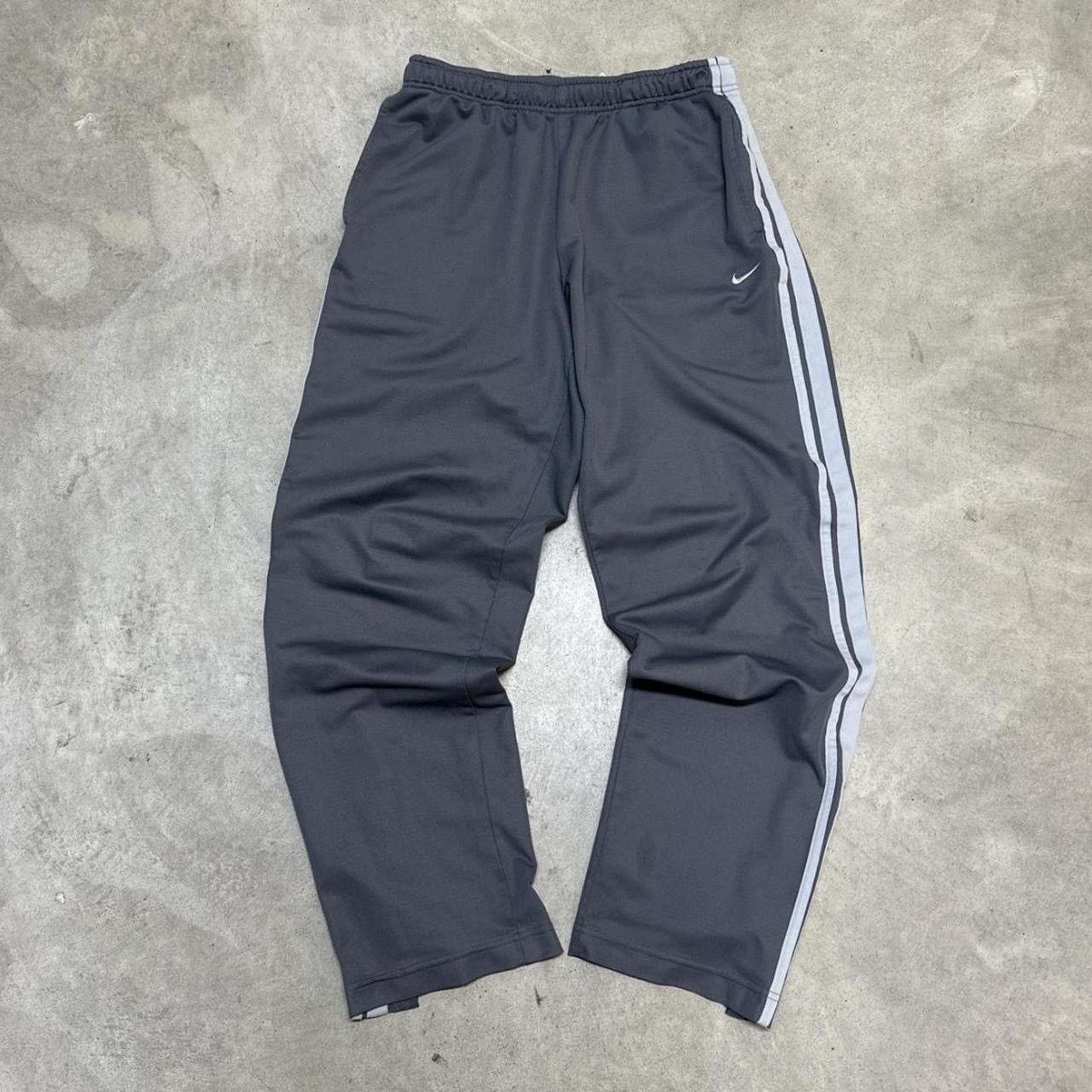 Nike × Vintage Grey Nike track pants Size US 33 - 1 Thumbnail