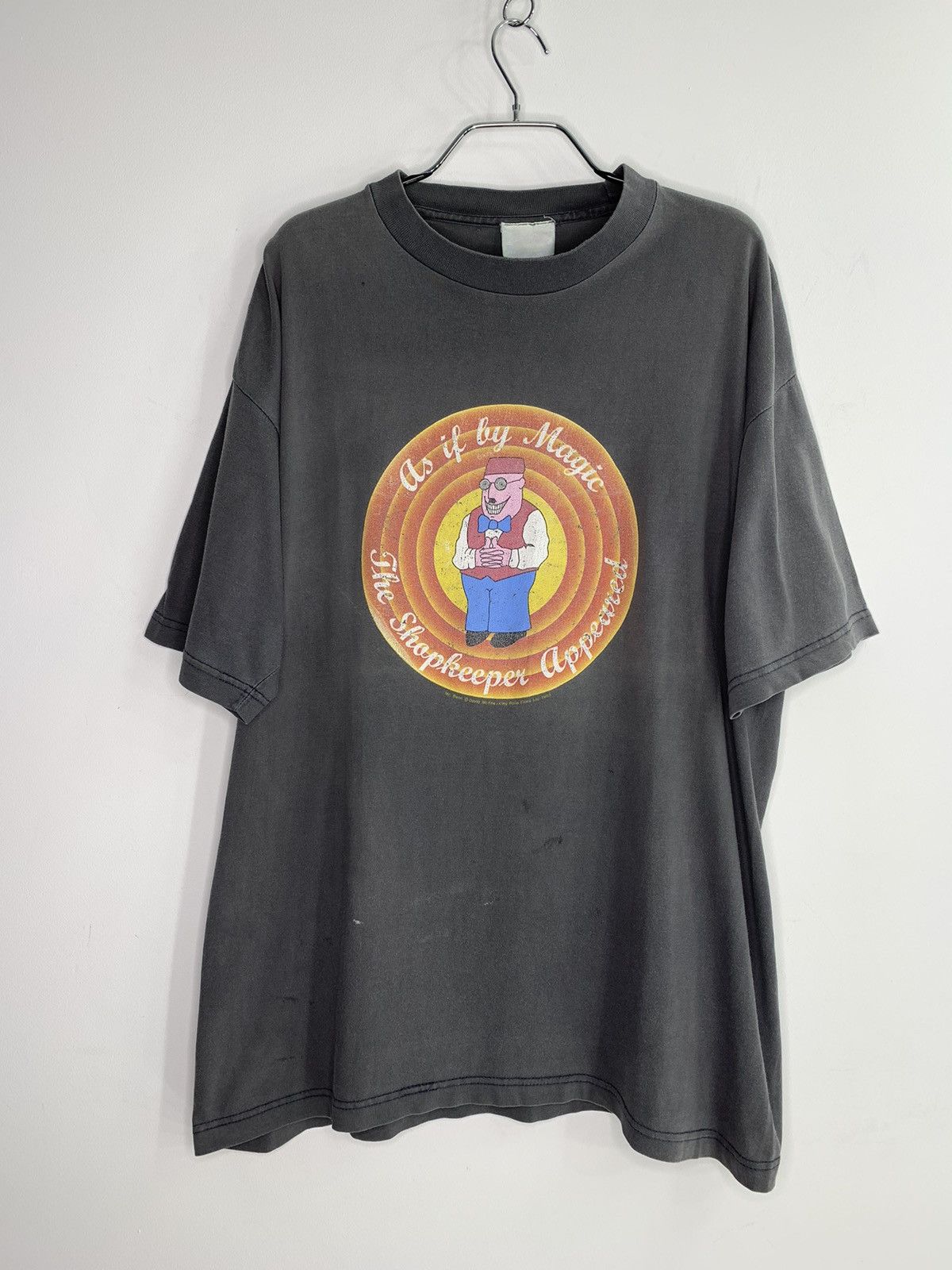 Vintage Vintage Mr. Benn The Shopkeeper 1993 T-Shirt XL Size Size US XL / EU 56 / 4 - 1 Thumbnail