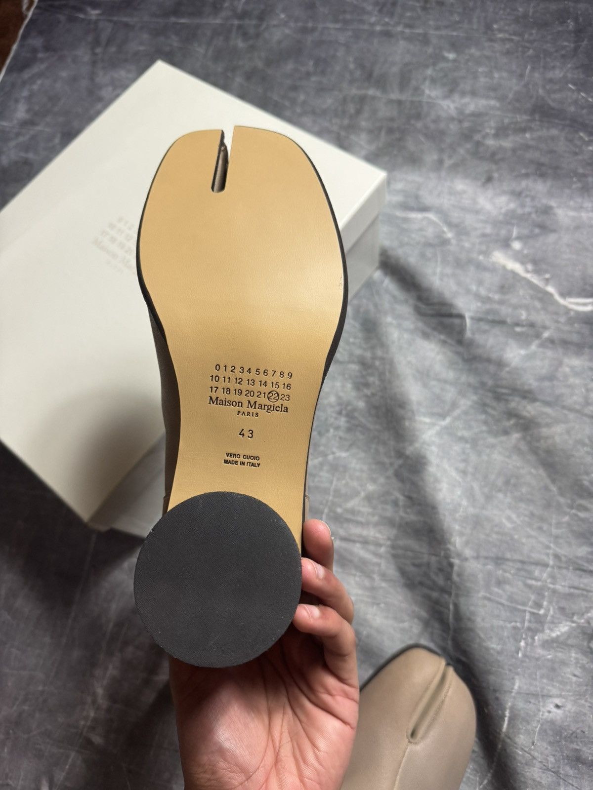 Maison Margiela Maison Margiela Tabi Ankle Boots in Dove Grey Size US 10 / EU 43 - 11 Thumbnail
