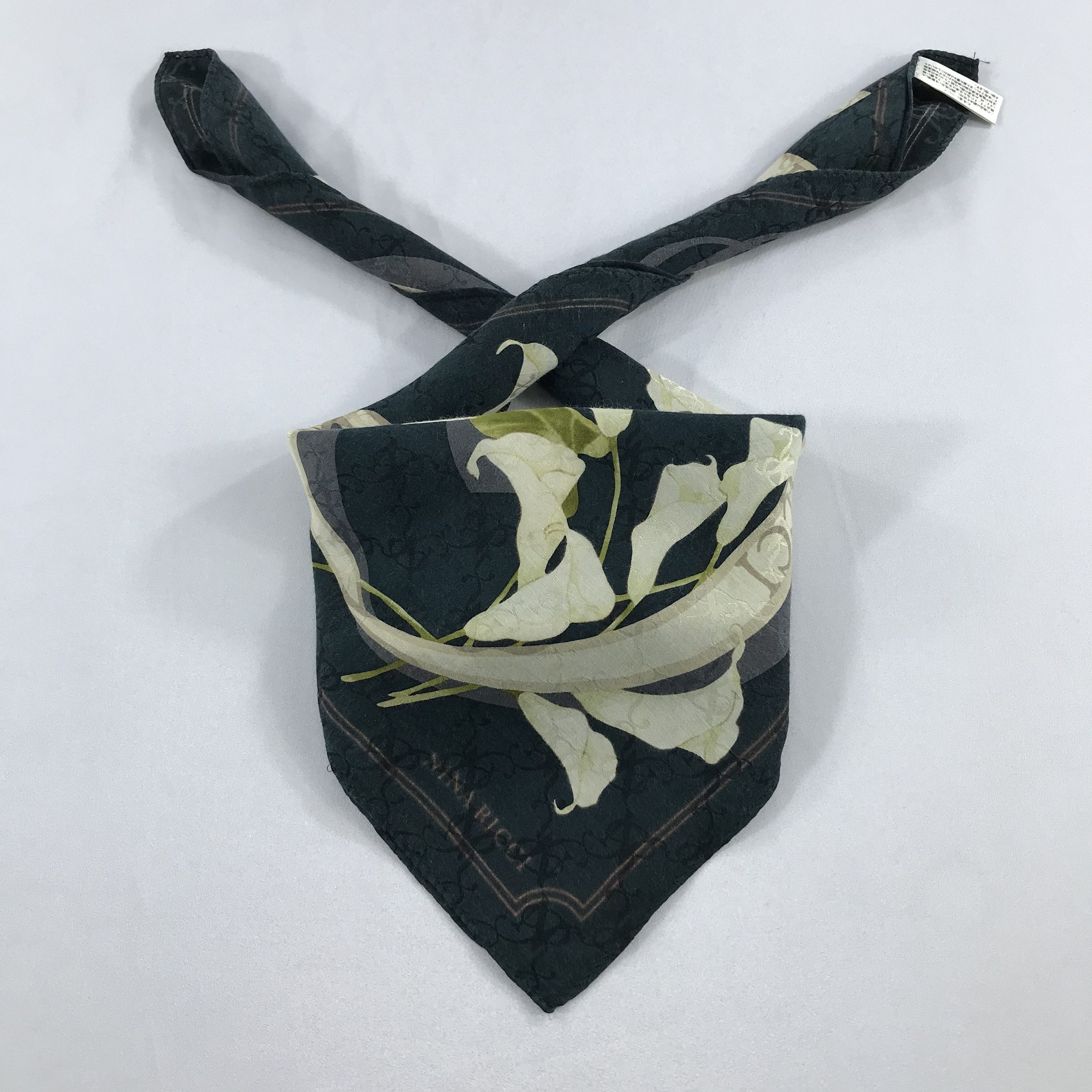 Nina Ricci × Vintage Nina Ricci Bandana / Handkerchief / Neckerchief -S1995 Size ONE SIZE - 3 Thumbnail