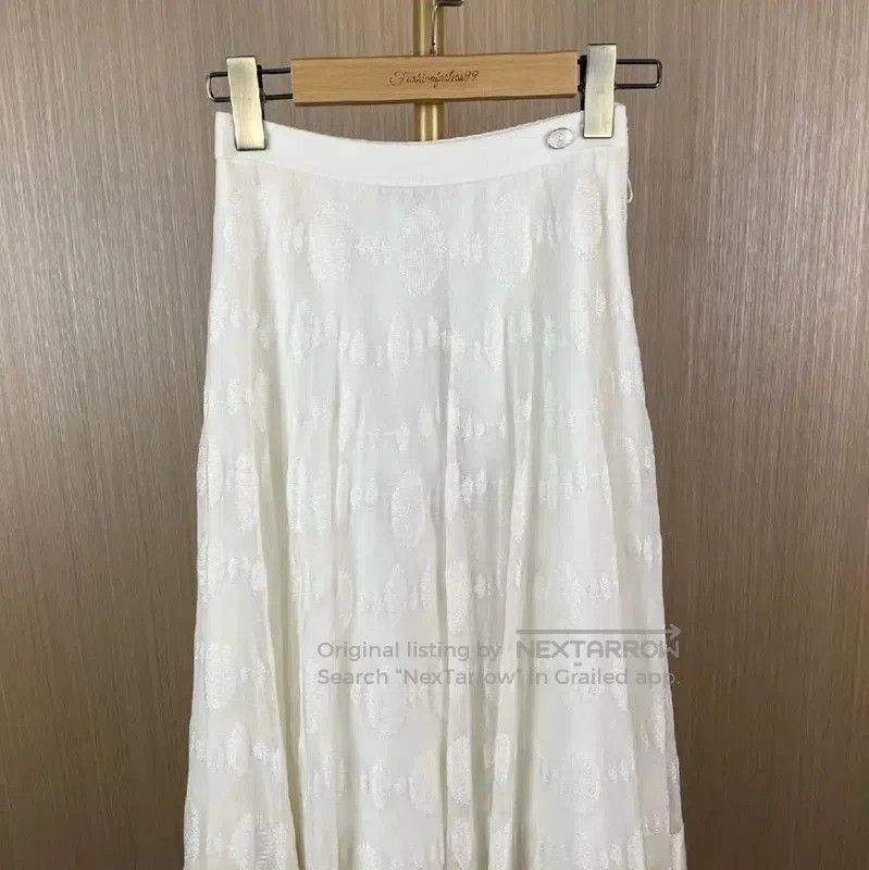 Chanel Chanel White Cotton Women’s Skirt . Size 23" - 2 Thumbnail