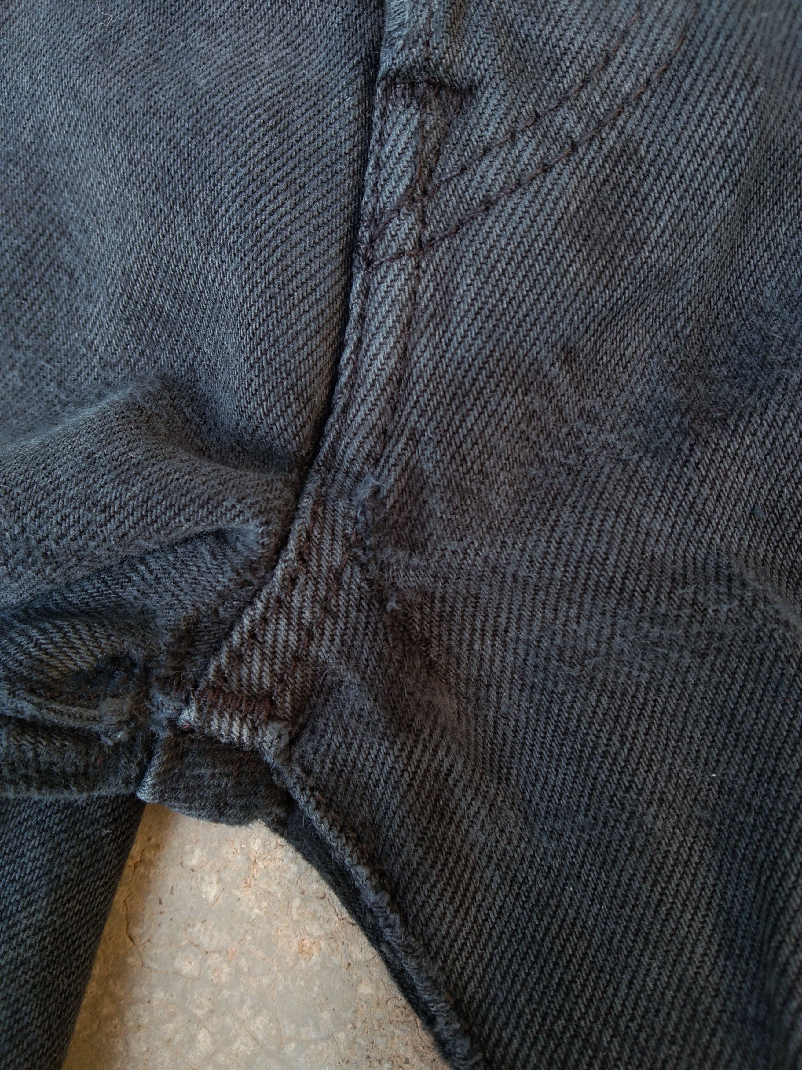 Levi's Vintage Levi's 501 Black Straight Leg Distressed Jeans 31x34 Size US 31 - 6 Thumbnail