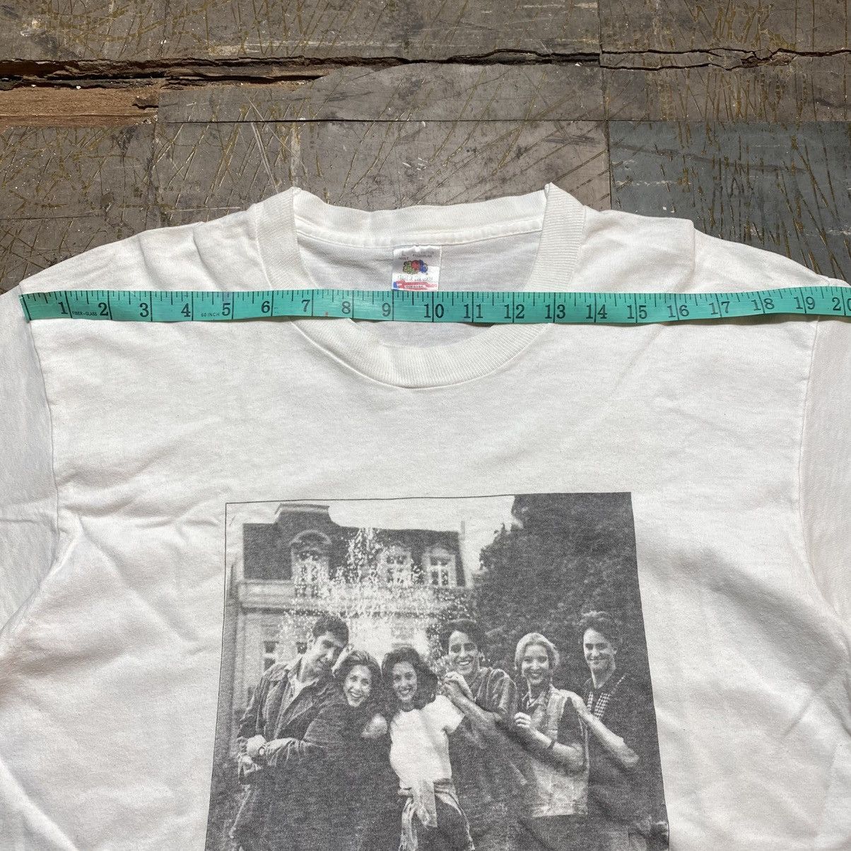 Vintage Vintage 1995 F.R.I.E.N.D.S Series Tee Size US M / EU 48-50 / 2 - 7 Thumbnail