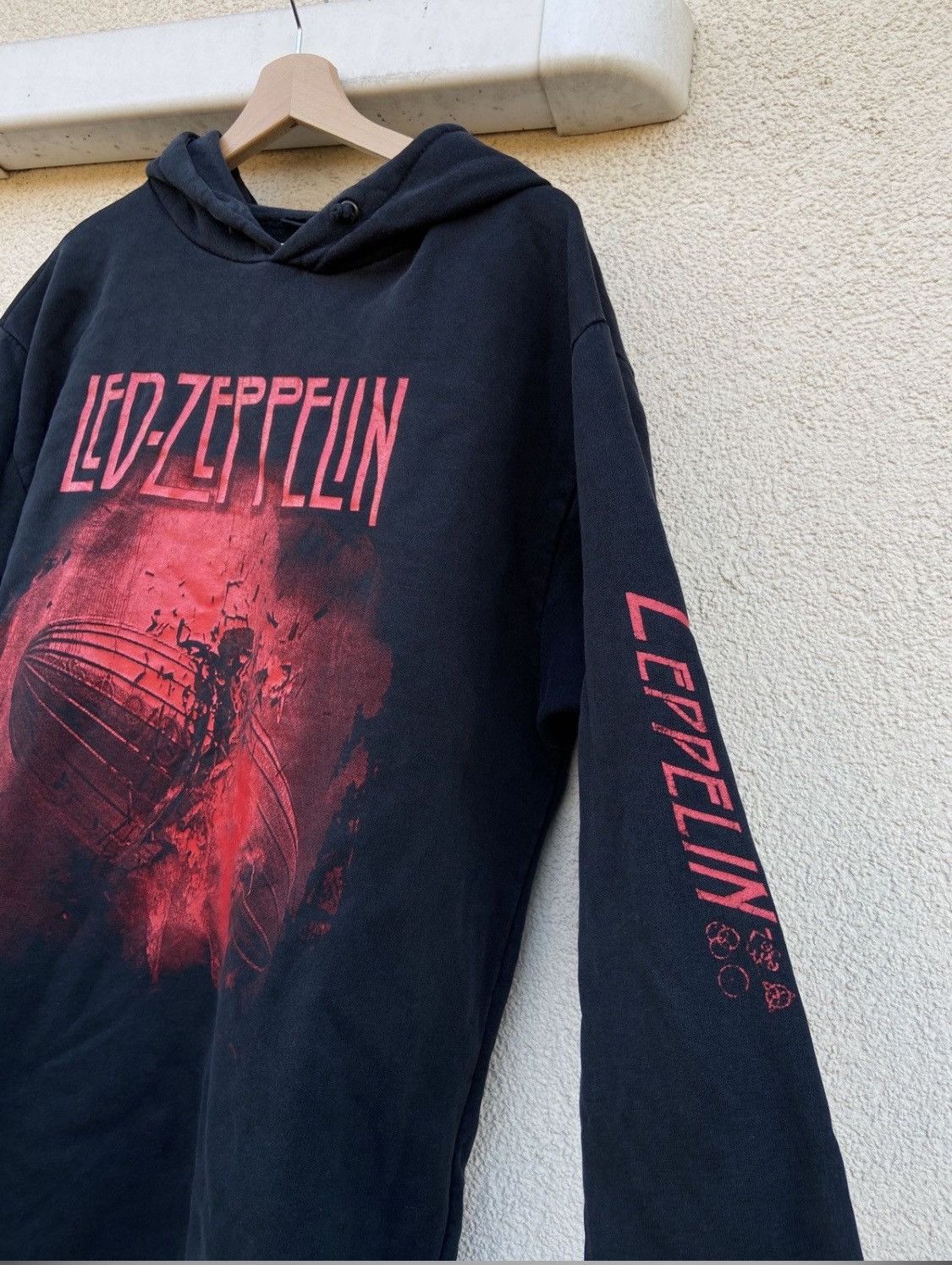 Band Tees Led Zeppelin vintage Hoode merch rock metal rare opium y2k Size US L / EU 52-54 / 3 - 4 Thumbnail