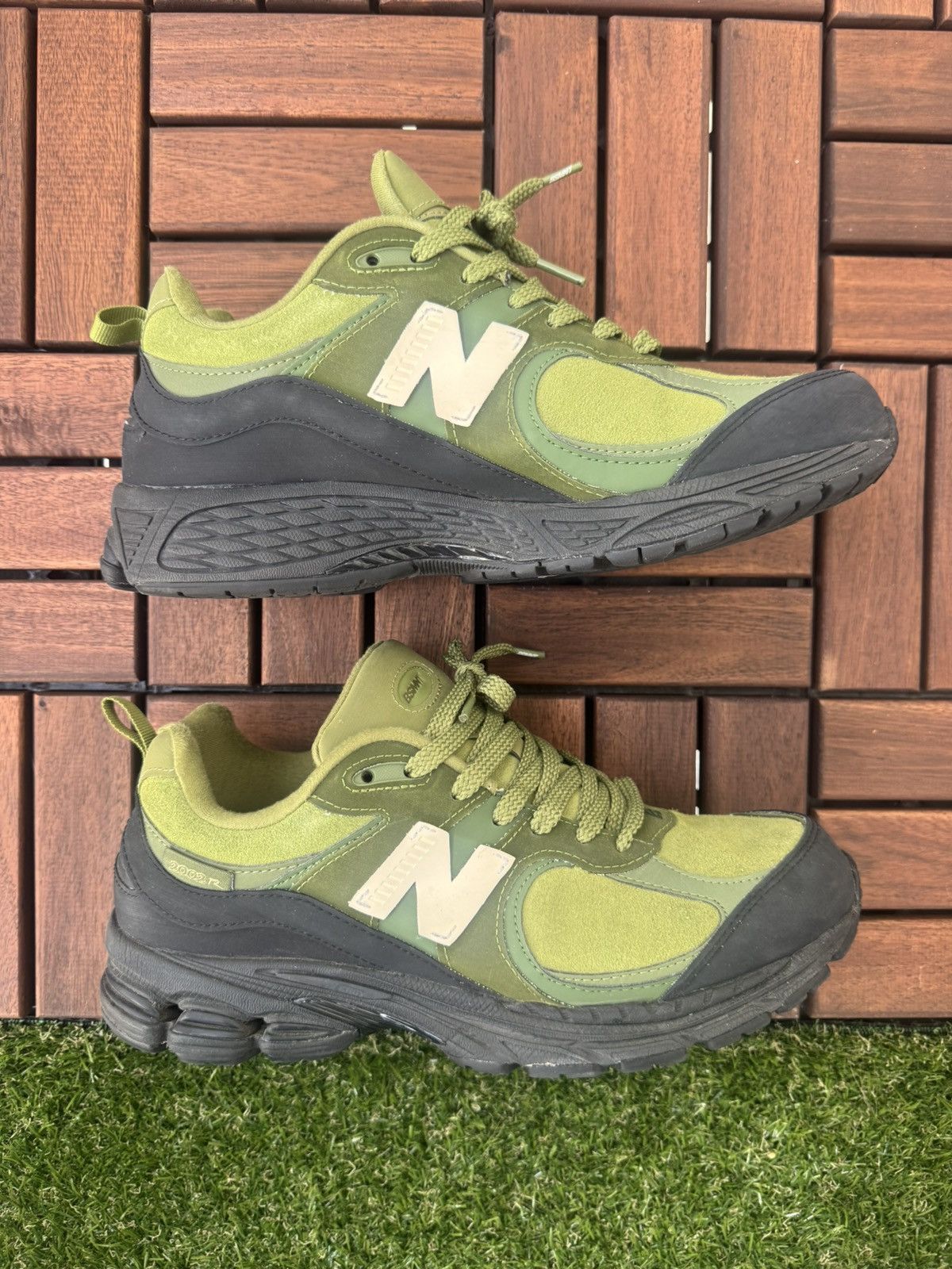 New Balance × The Basement New Balance x The Basement 2002r 'Moss Green' Size US 9.5 / EU 42-43 - 2 Thumbnail