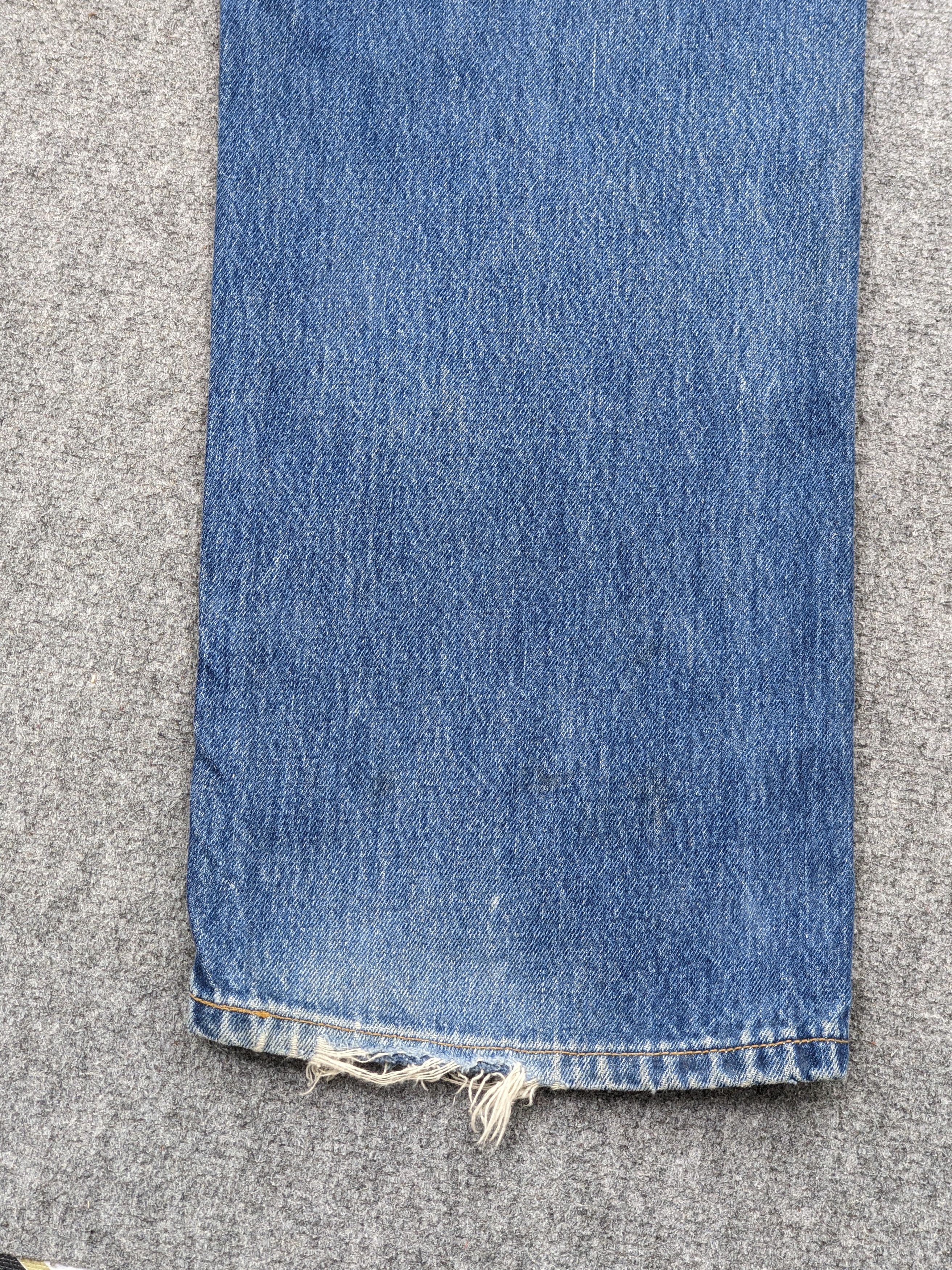 Levi's × Vintage Faded Blue Vintage 90s Levis 501 Jeans Size US 37 - 16 Thumbnail