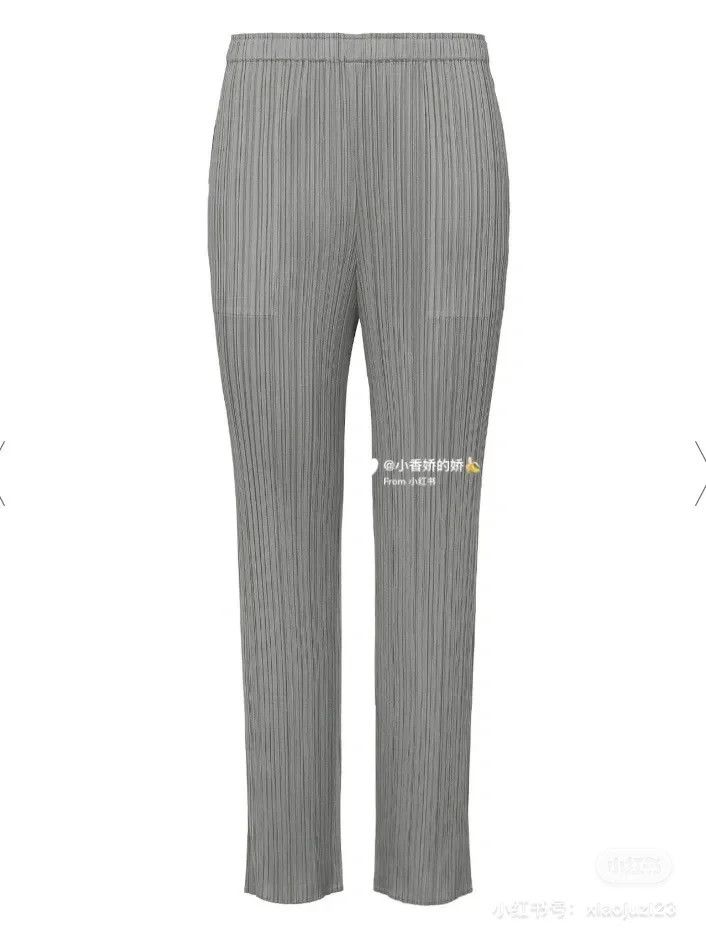 Issey Miyake Issey Miyake Dark grey pleated pants Size 26" / US 2 / IT 38 - 4 Thumbnail