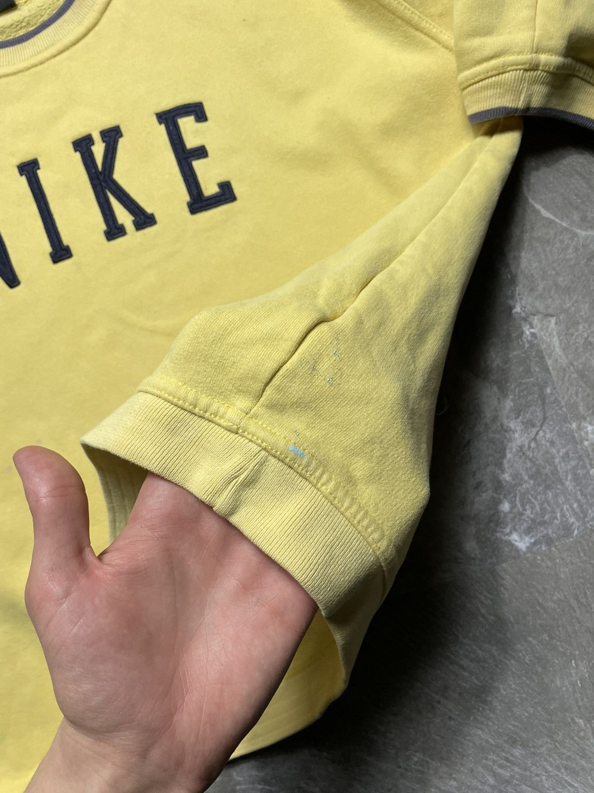 Nike Nike Vintage Sweatshirt Big Logo Boxy Cropped Japanese Y2K Size US S / EU 44-46 / 1 - 8 Thumbnail
