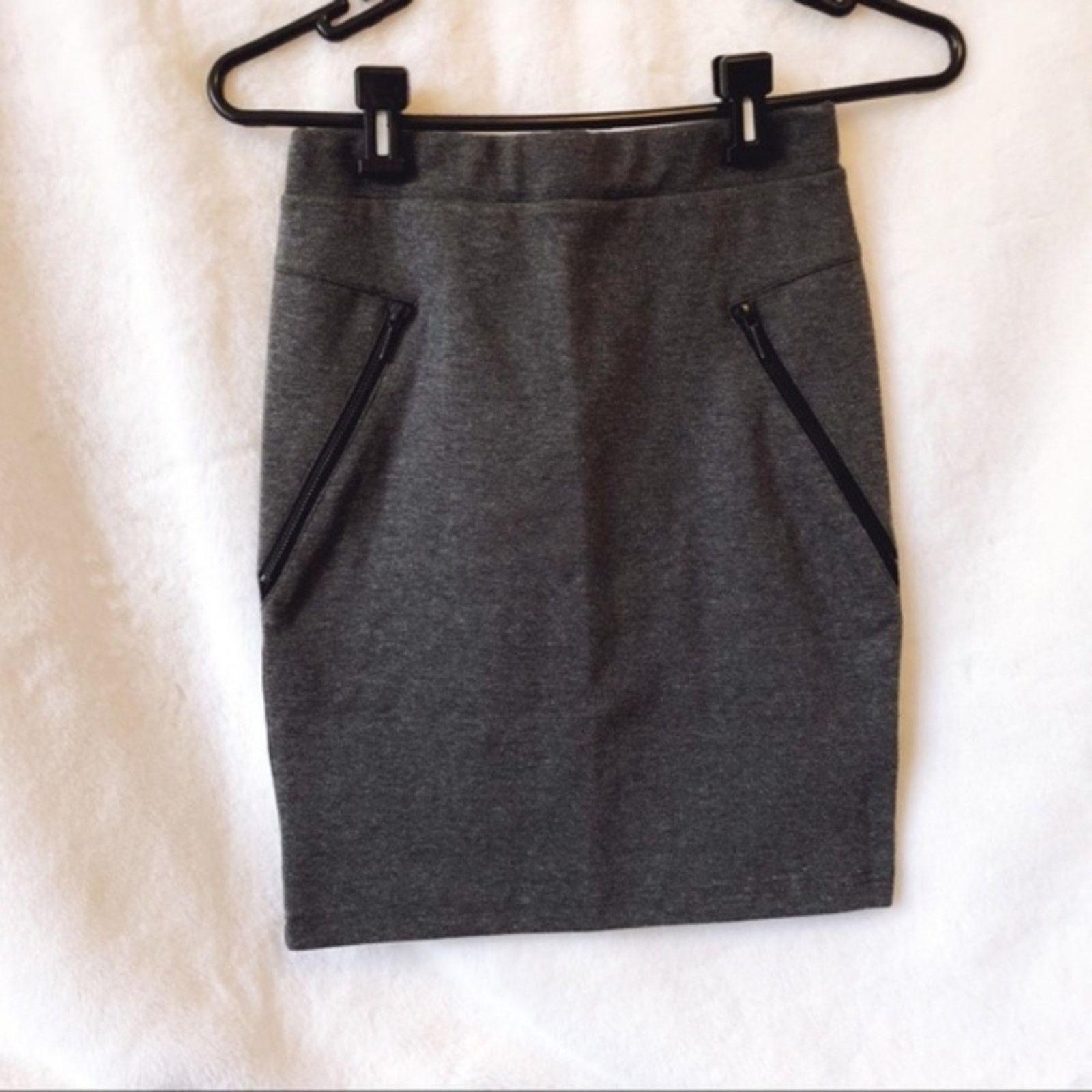 Eleven Paris Eleven Paris Gray Knit Pencil Skirt Size 26" / US 2 / IT 38 - 4 Thumbnail