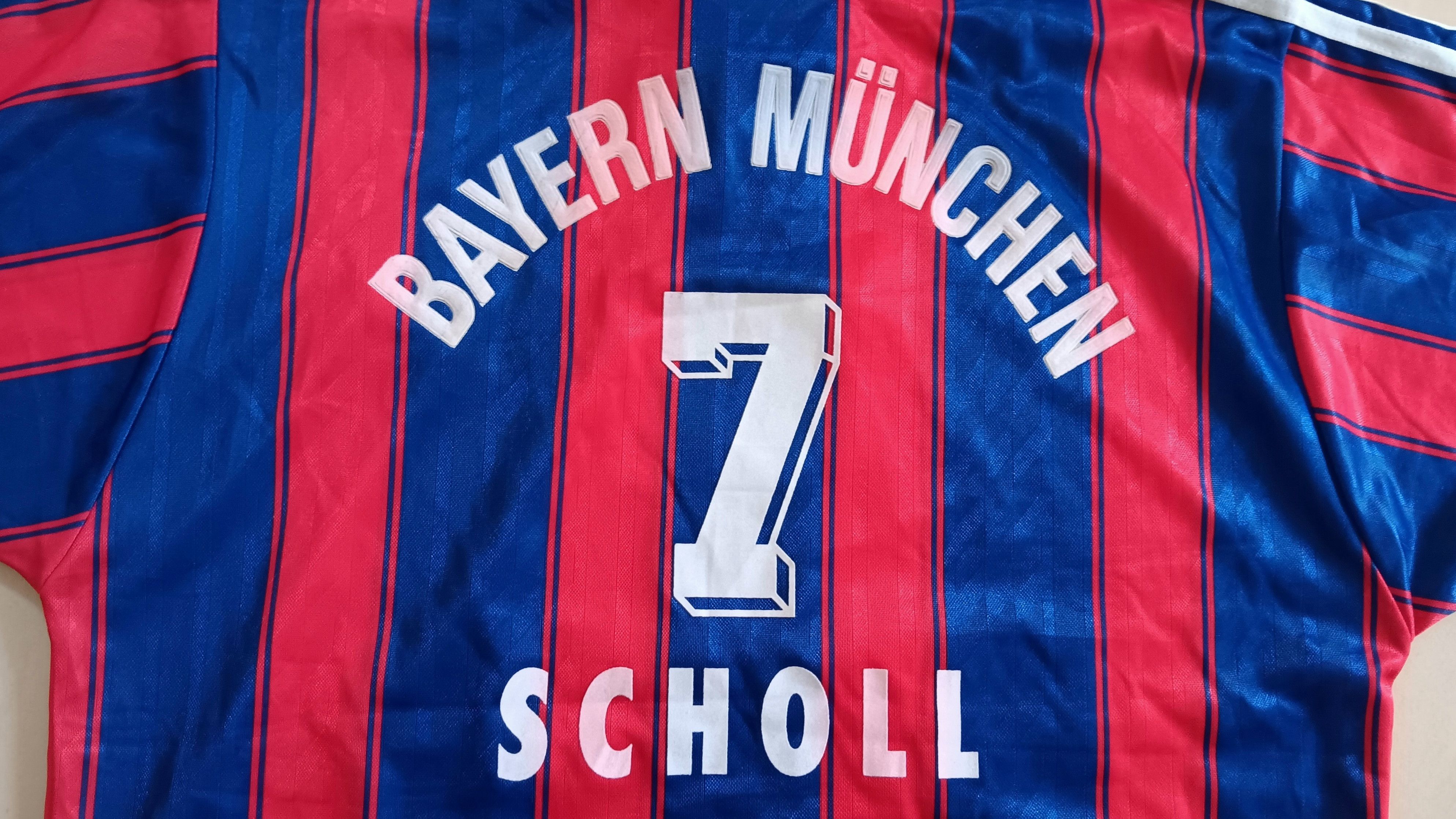 Adidas 1995-1997 | Bayern Munich (Home) | Vintage Jersey Size US S / EU 44-46 / 1 - 9 Thumbnail