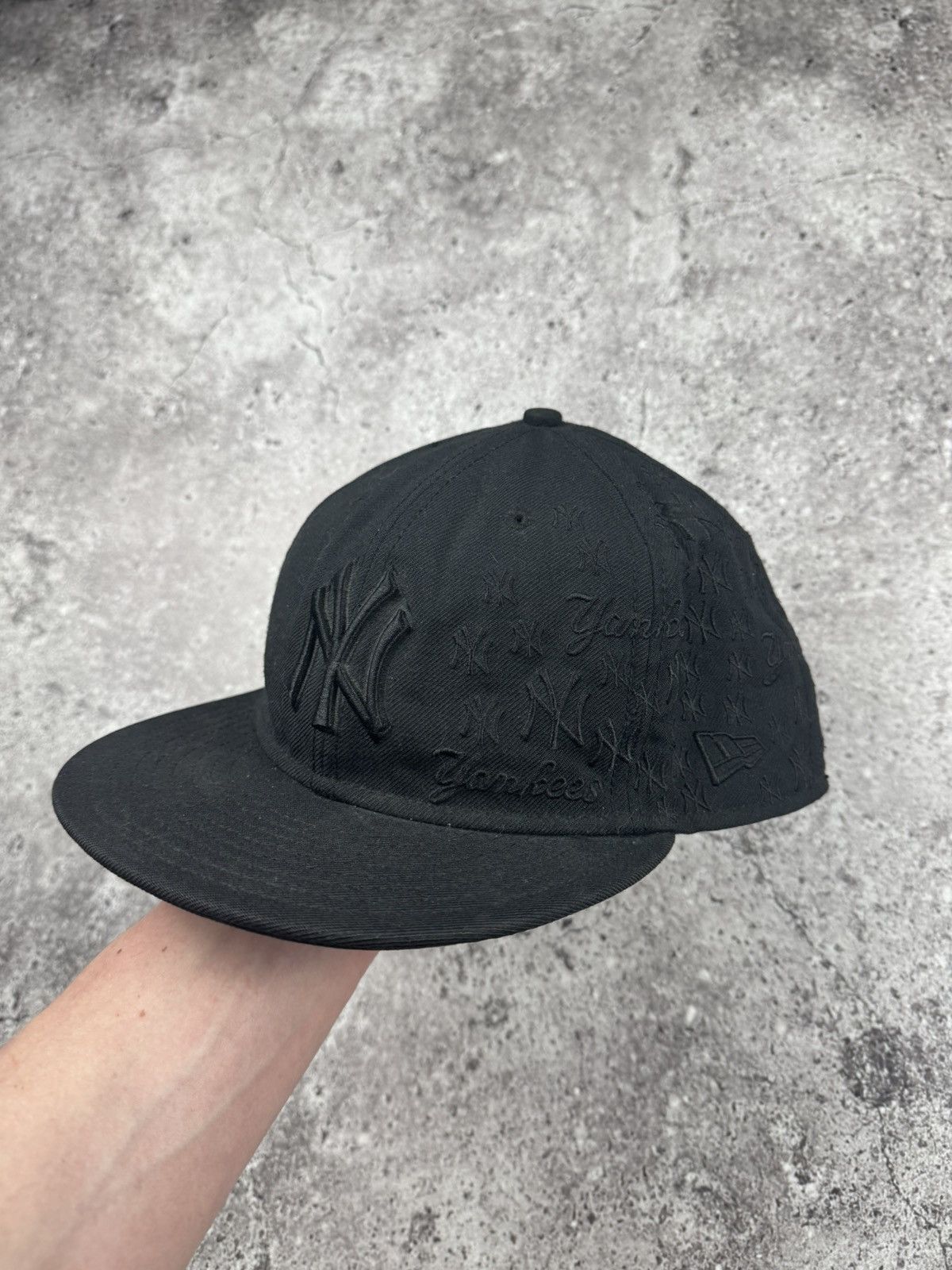 New York Yankees New Era NYC Yankees Black Monogram Vintage Cap Rap sk8 Size ONE SIZE - 2 Thumbnail