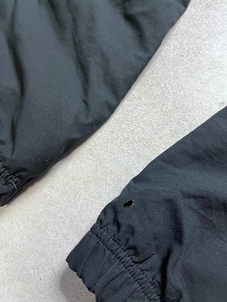 Nike Vintage Nike Swoosh Baggy Nylon Trackpants S Size US 31 - 6 Thumbnail