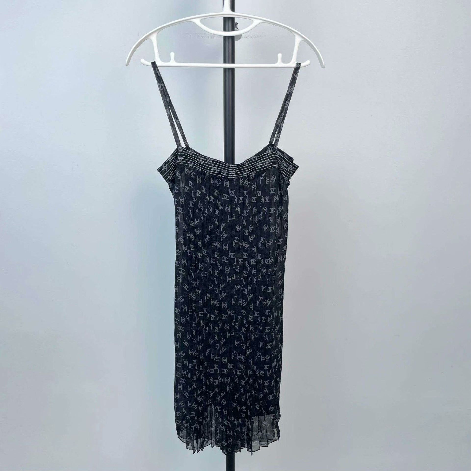 Chanel Chanel Black Mini Dress 34 Women Size XXS / US 00 / IT 34 - 1 Thumbnail