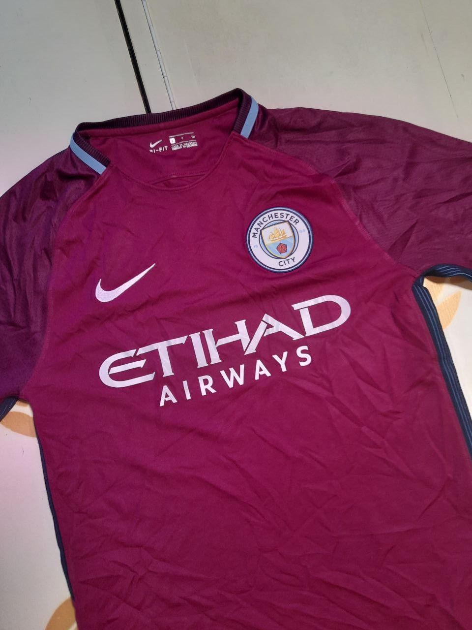 Nike Nike Manchester City Jersey 2017-2018 Size US S / EU 44-46 / 1 - 7 Thumbnail