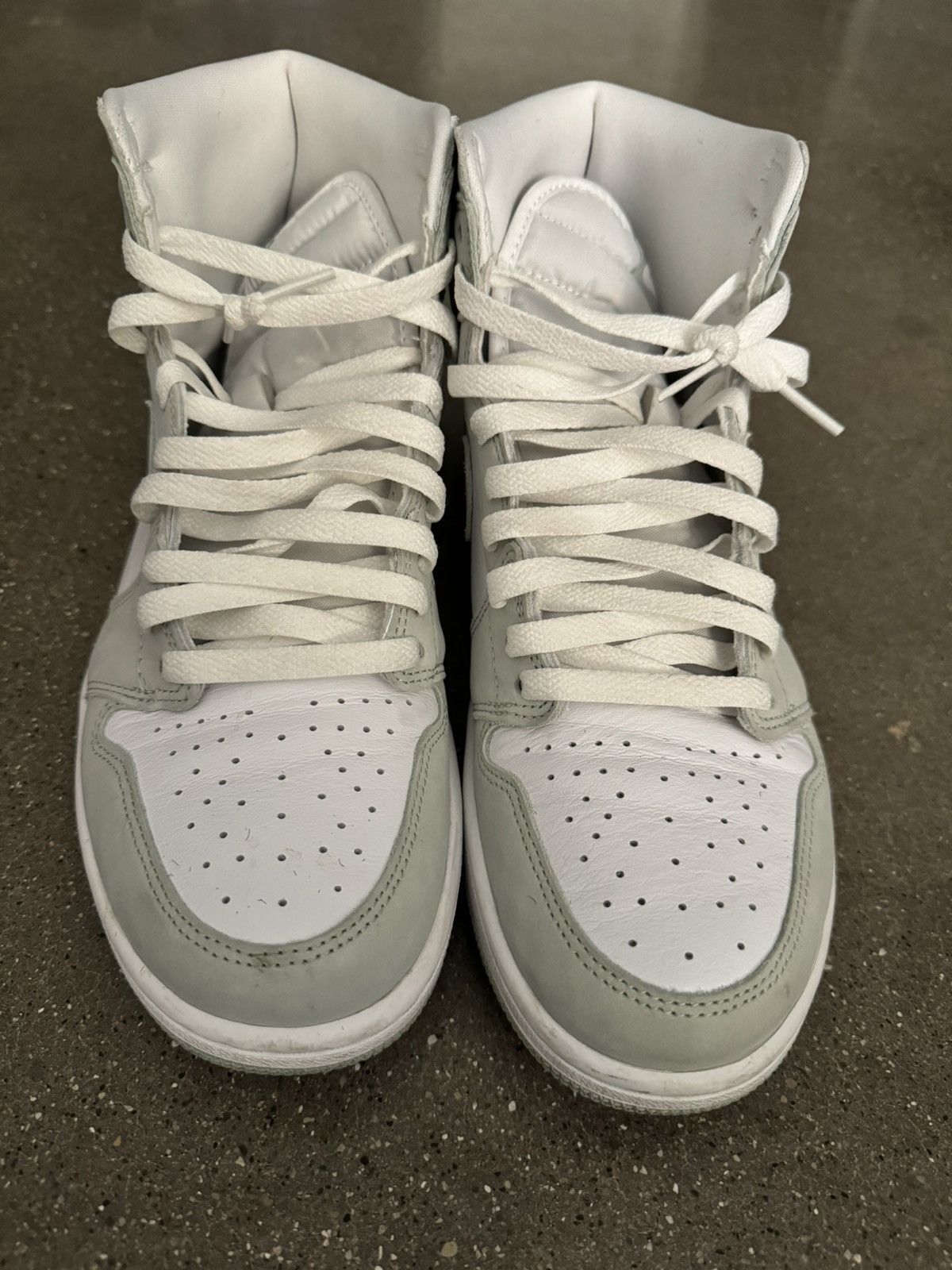 Jordan Brand × Nike Jordan Retro 1 ‘Seafoam Size US 10.5 / EU 43-44 - 3 Thumbnail