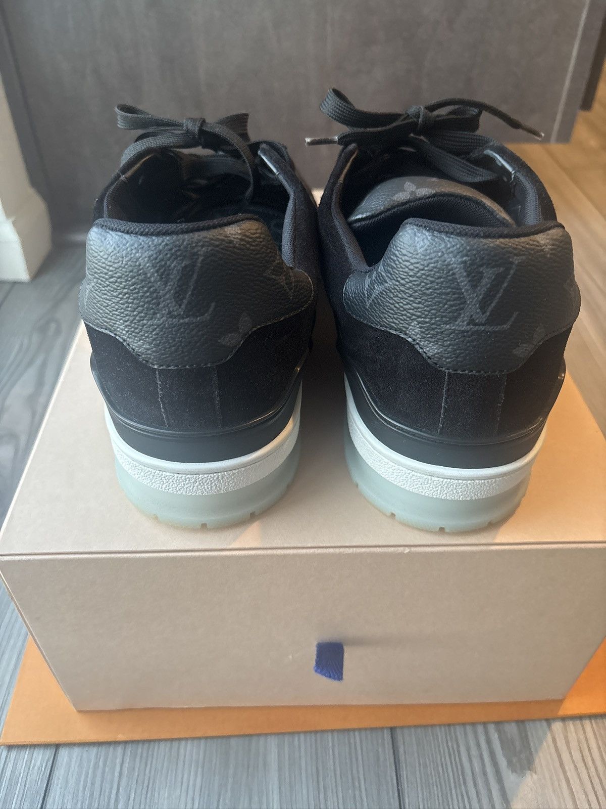 Louis Vuitton Monogram Eclipse Mens LV Trainer Sneakers Size US 9.5 / EU 42-43 - 3 Thumbnail