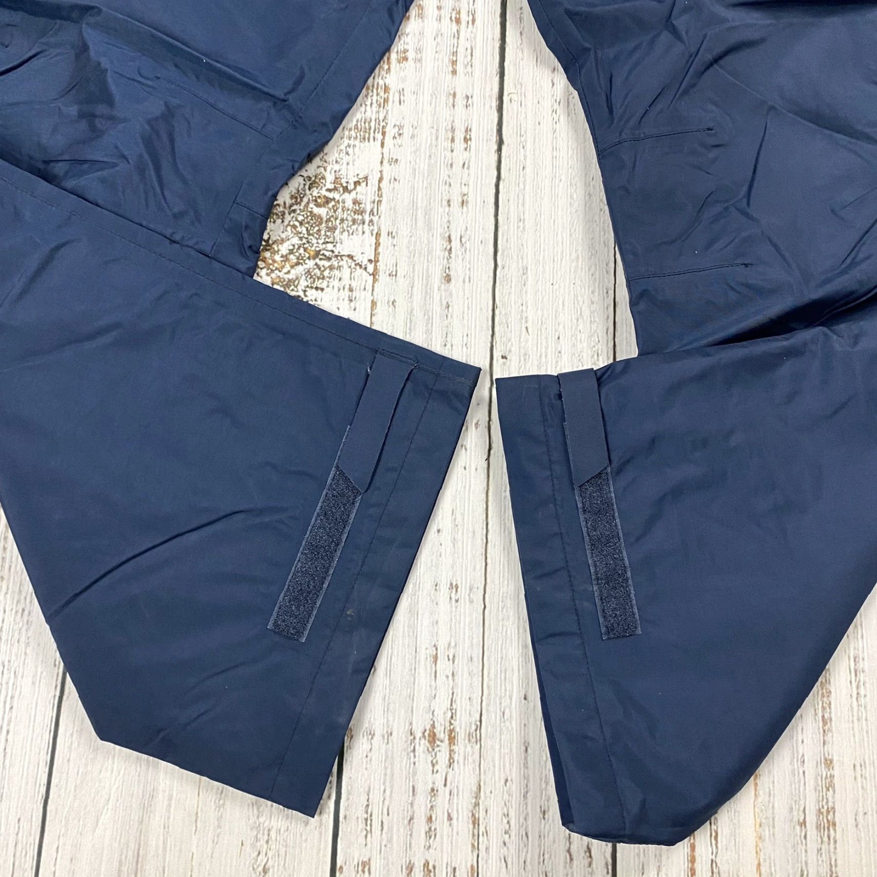 Helly Hansen VINTAGE HELLY HANSEN Water/Windproof Shell Pants EMT Large Hellytech Workwear Pathogen Navy Blue Men L Pants Pathogen Resistance 90s? Size US 33 - 4 Thumbnail