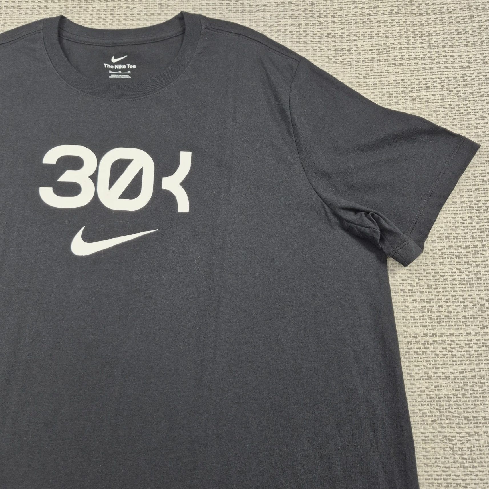 Nike Nike 30K Swoosh Shirt Mens XL Gray T-Shirt Nike Dri-Fit The Nike Tee Crew Neck Short Sleeve Graphic Tee USA California Sports Size US XL / EU 56 / 4 - 2 Thumbnail