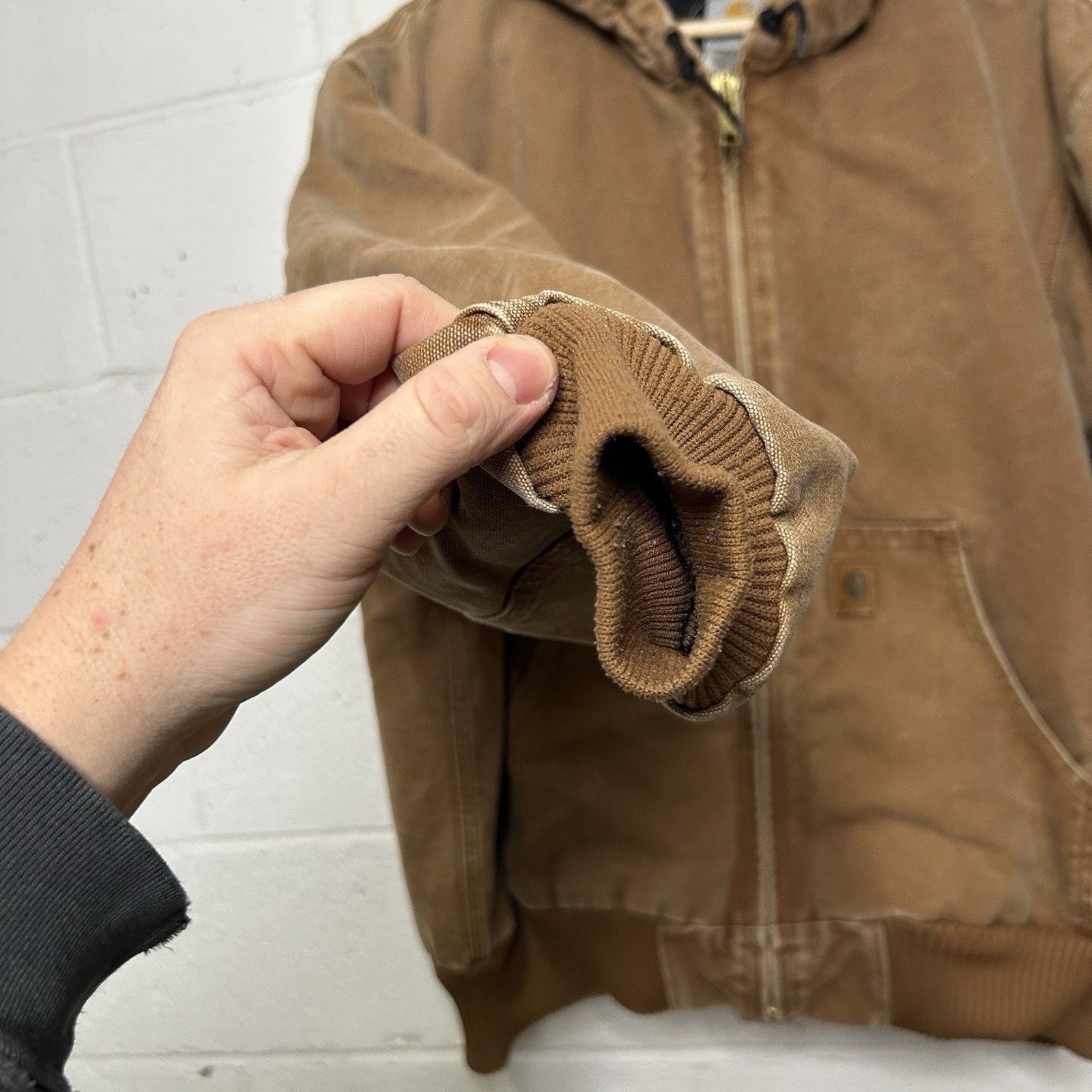 Carhartt Carhartt Duck Canvas Hooded Quilt-Lined Jacket “Brown” J130 Size US XL / EU 56 / 4 - 5 Thumbnail