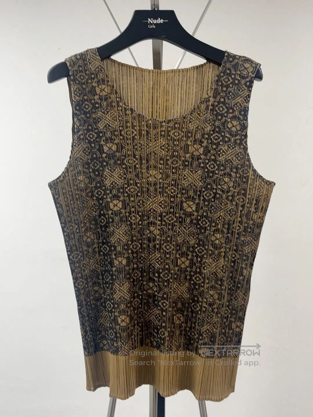 Pleats Please Issey Miyake Pleats Please ISSEY MIYAKE Vintage Tank Top. Size XL / US 12-14 / IT 48-50 - 1 Thumbnail
