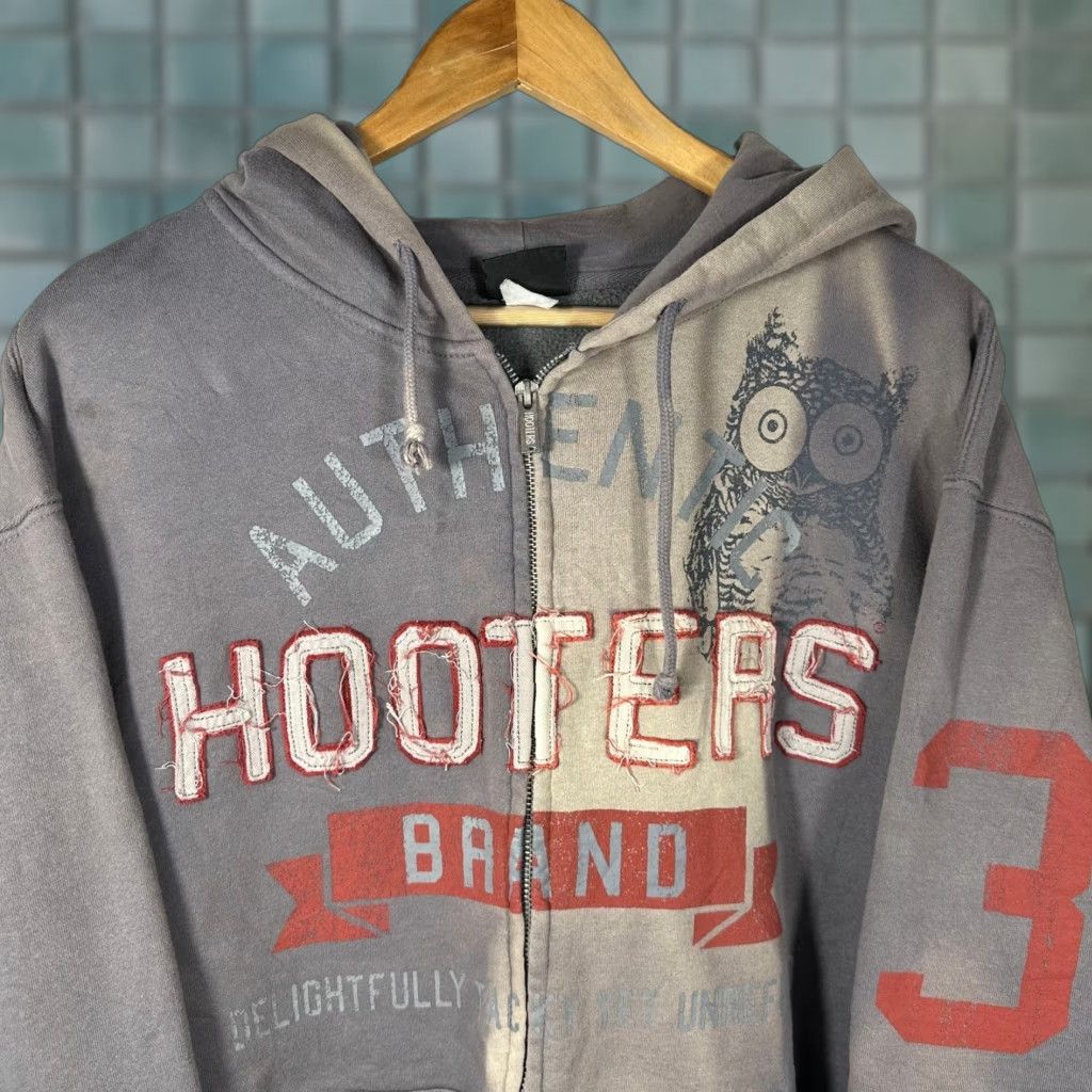 J Brand VINTAGE Hooters Hoodie Mens Full Zip Gray Sun Faded Distressed Graphic Sweatshirt XL Size US XL / EU 56 / 4 - 1 Thumbnail