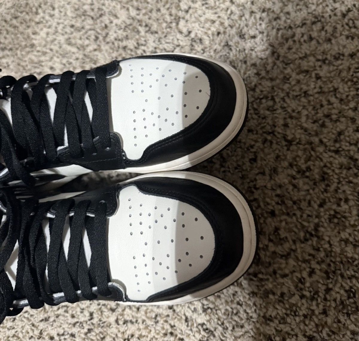 Jordan Brand Size 9.5- Jordan 1 Retro OG High Dark Mocha 555088-105 won Size US 9.5 / EU 42-43 - 8 Thumbnail