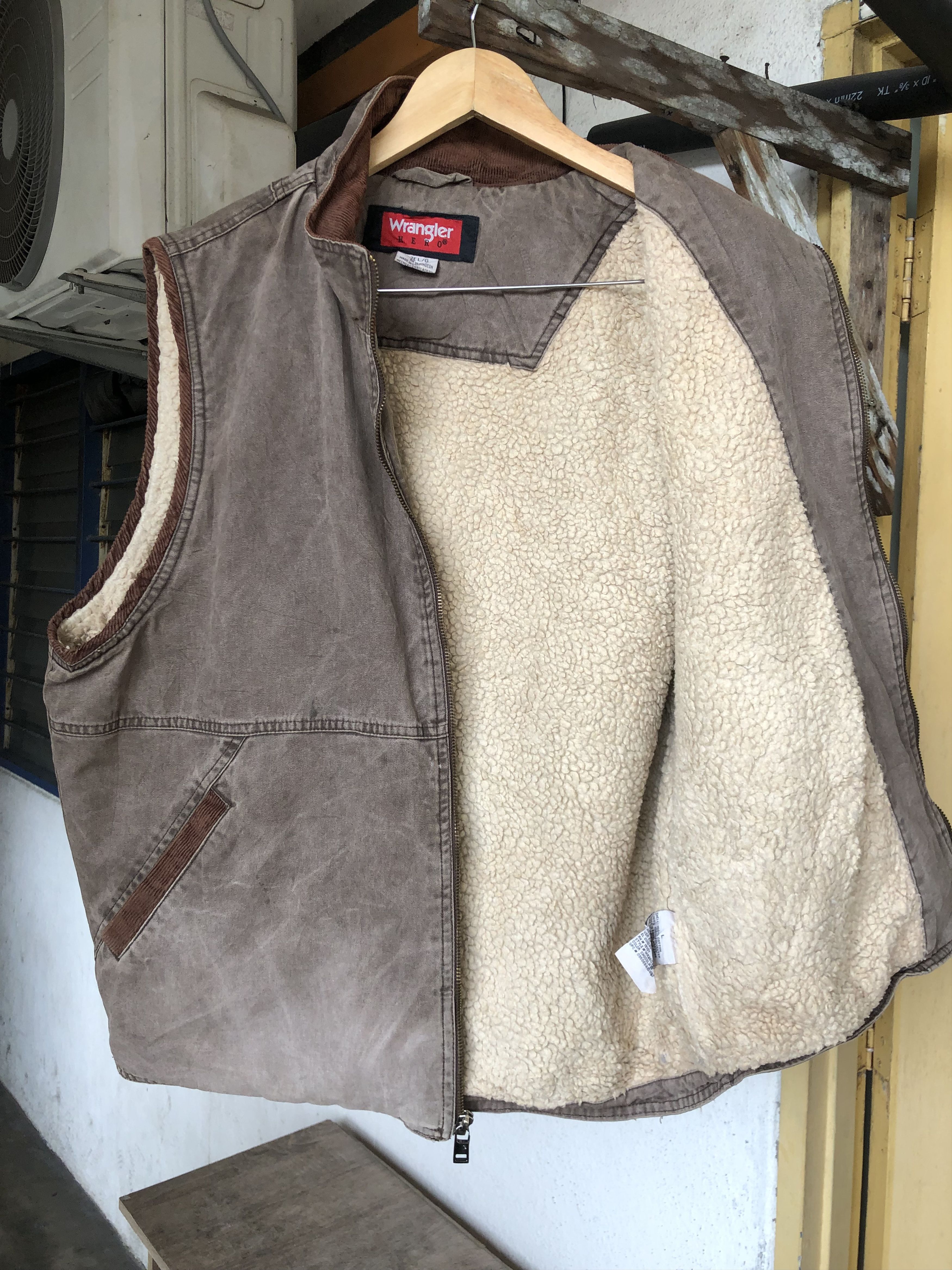 Wrangler Vintage Wrangler Hero Duck Canvas Vest Jacket Brown Size US L / EU 52-54 / 3 - 11 Thumbnail