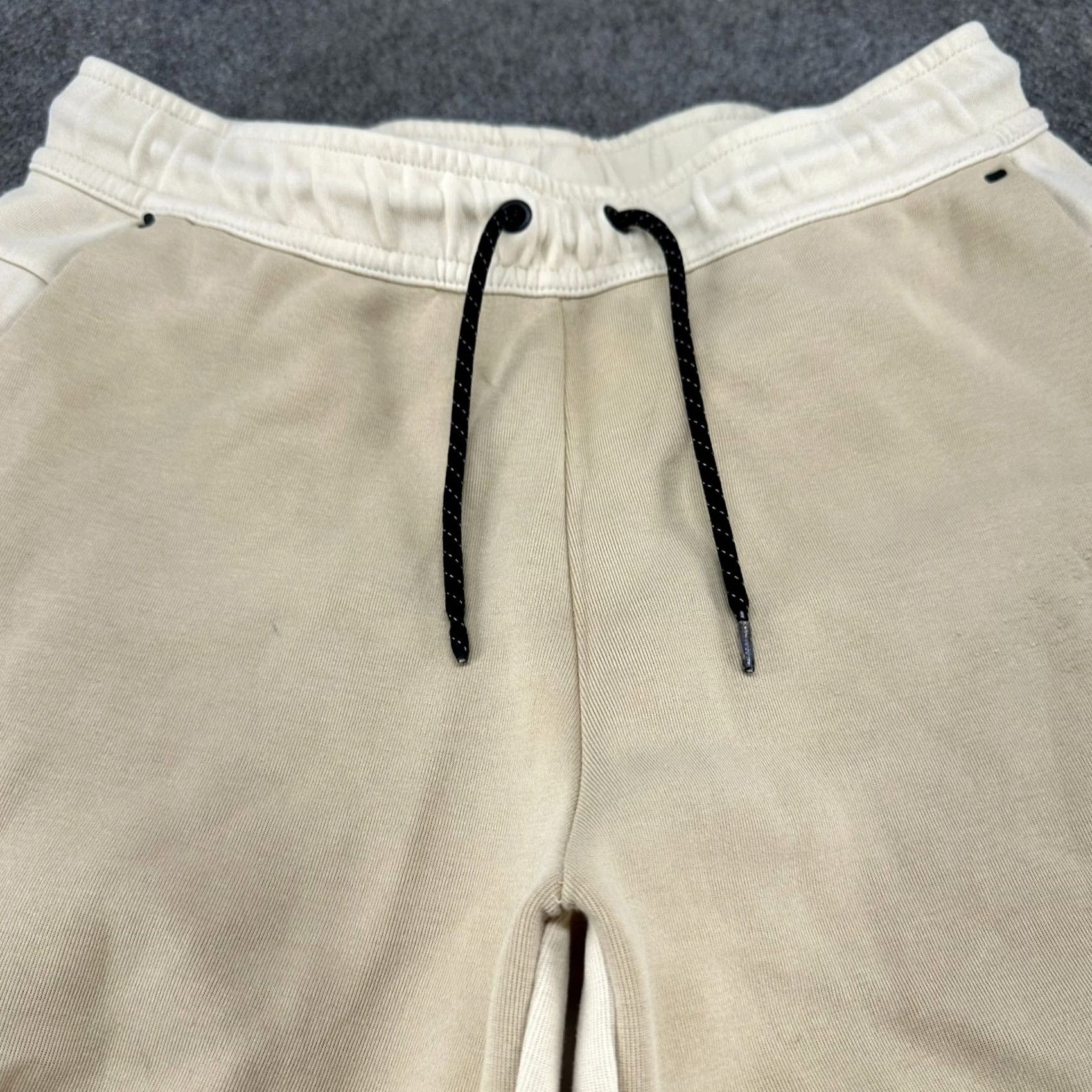 Nike Nike Pants Mens S Beige Jogger Sweat Fleece Swoosh Solid Drawstring Tech Size US 29 - 2 Thumbnail