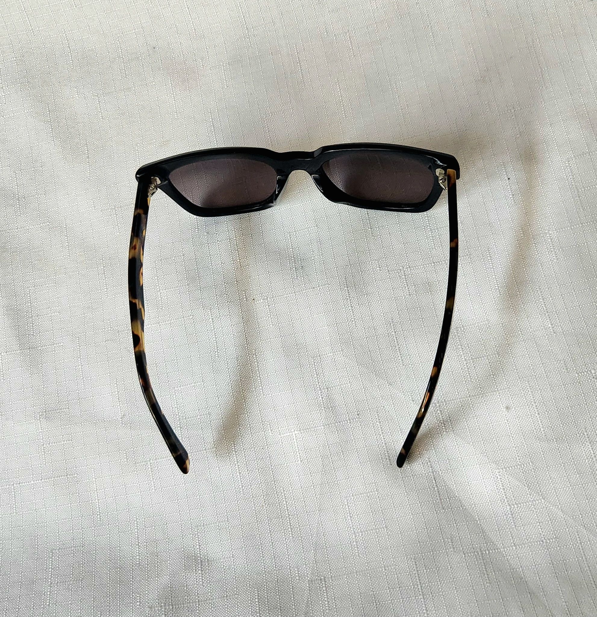 Maui Jim Maui Jim Heliconia MJ 739-02B Square Black Sunglasses Size ONE SIZE - 5 Thumbnail